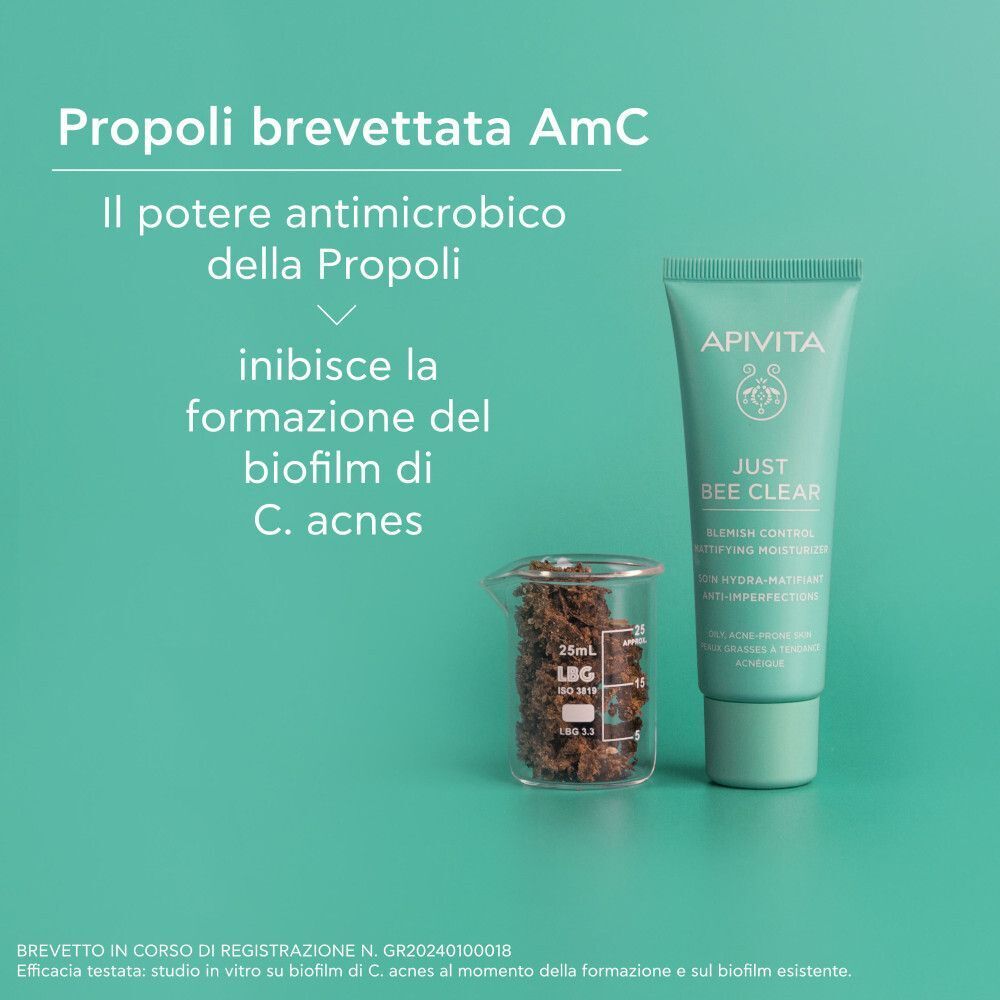 Crema viso Apivita Just Bee Clear ed estratto di propoli.