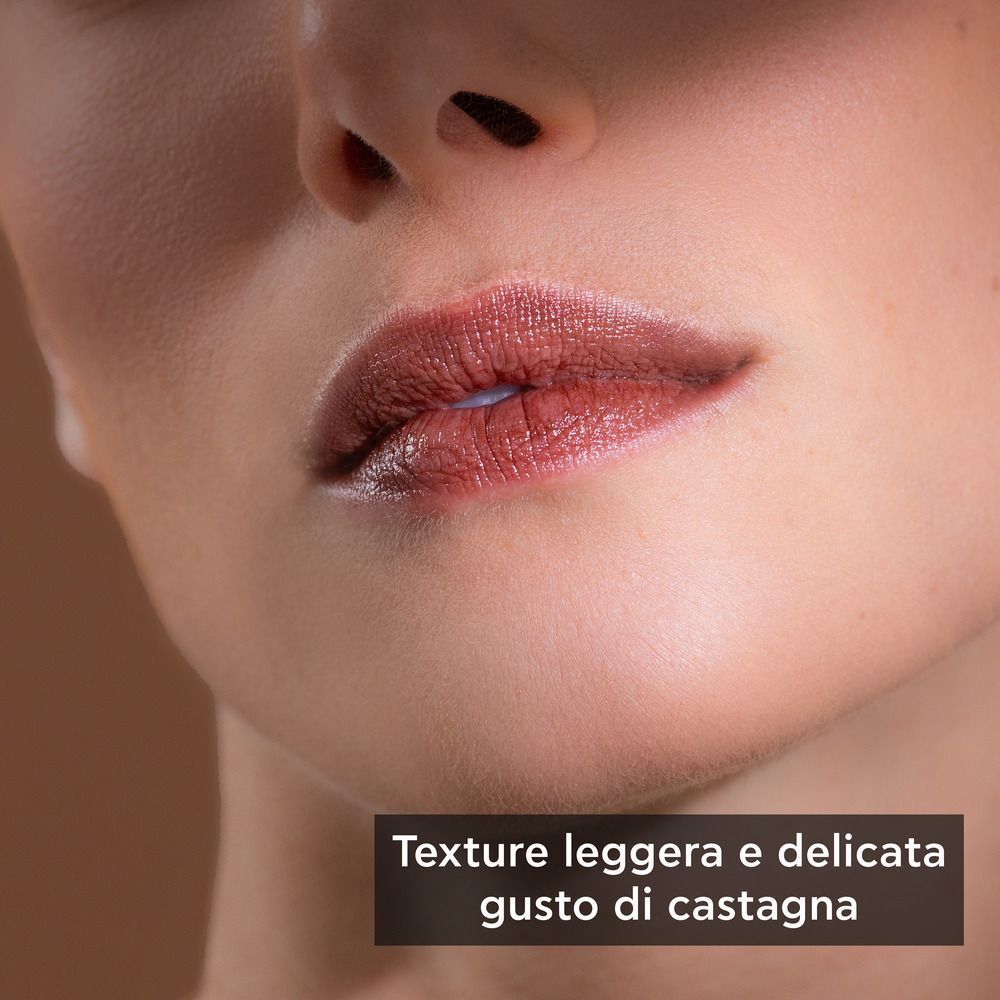 Labbra con un gusto leggero e delicato di castagna.