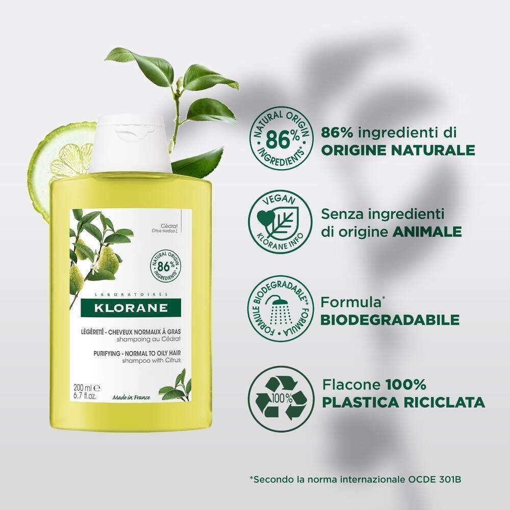 Flacone Klorane Shampoo al Cedro Purificante con illustrazione di cedro e icone per ingredienti naturali e Vegan.