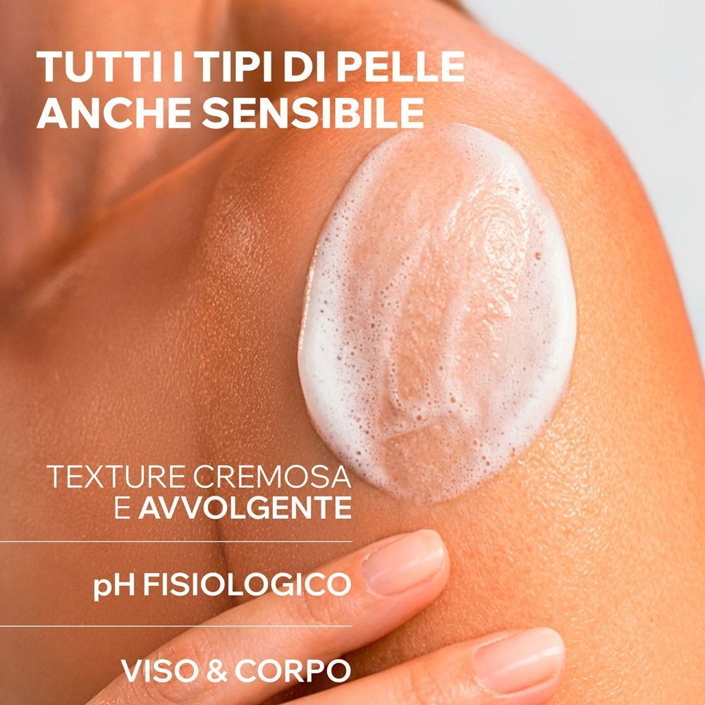 Schiuma su pelle umana, Crema Lavante Uriage Derm-Phy, per tutti i tipi di pelle.