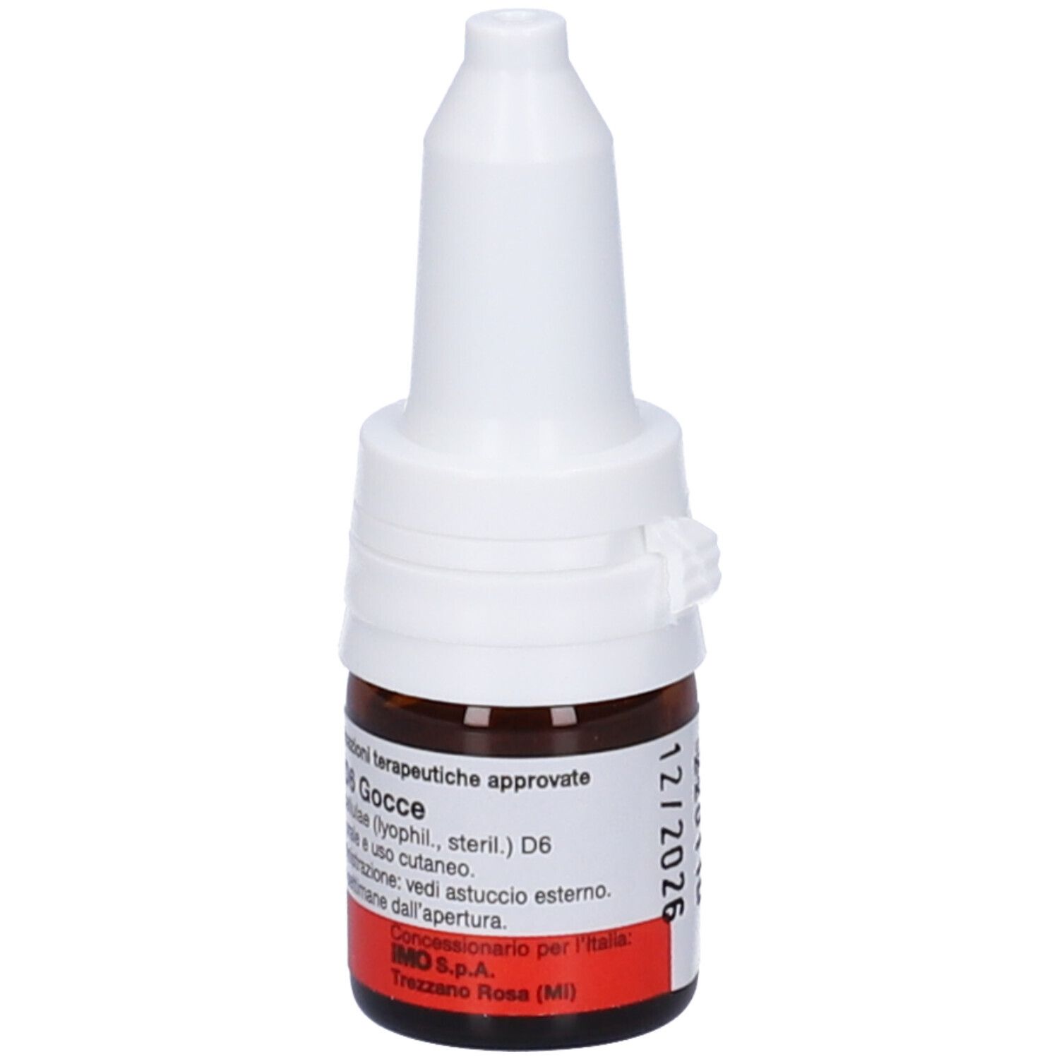 Flacone di vetro marrone con tappo bianco. Scritta: LATENSIN D6 Gocce. Etichetta rossa con testo.