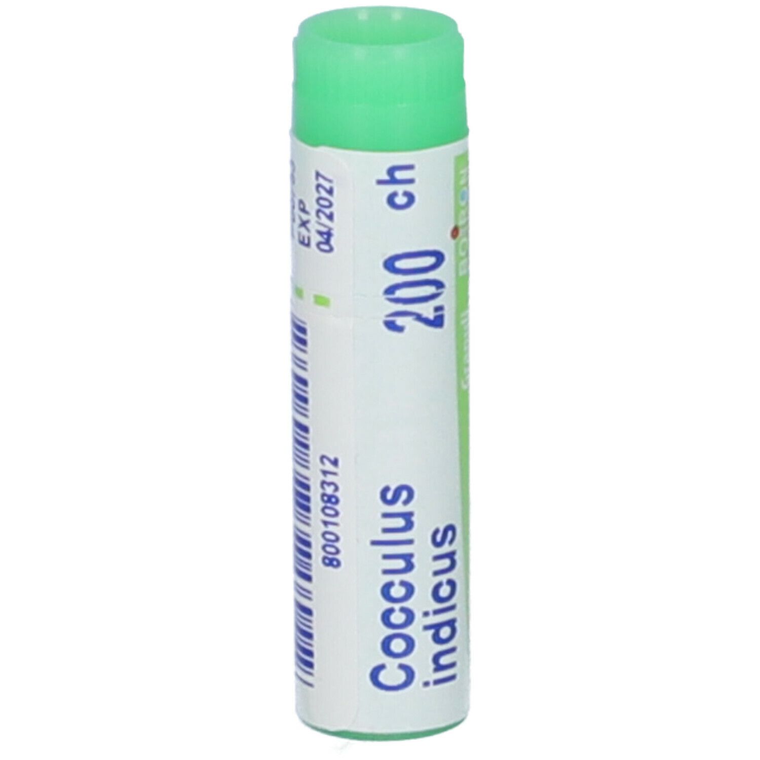 Tubo cilindrico con tappo verde. Scritta: Cocculus indicus 200 ch, EXP 04/2027, codice a barre.