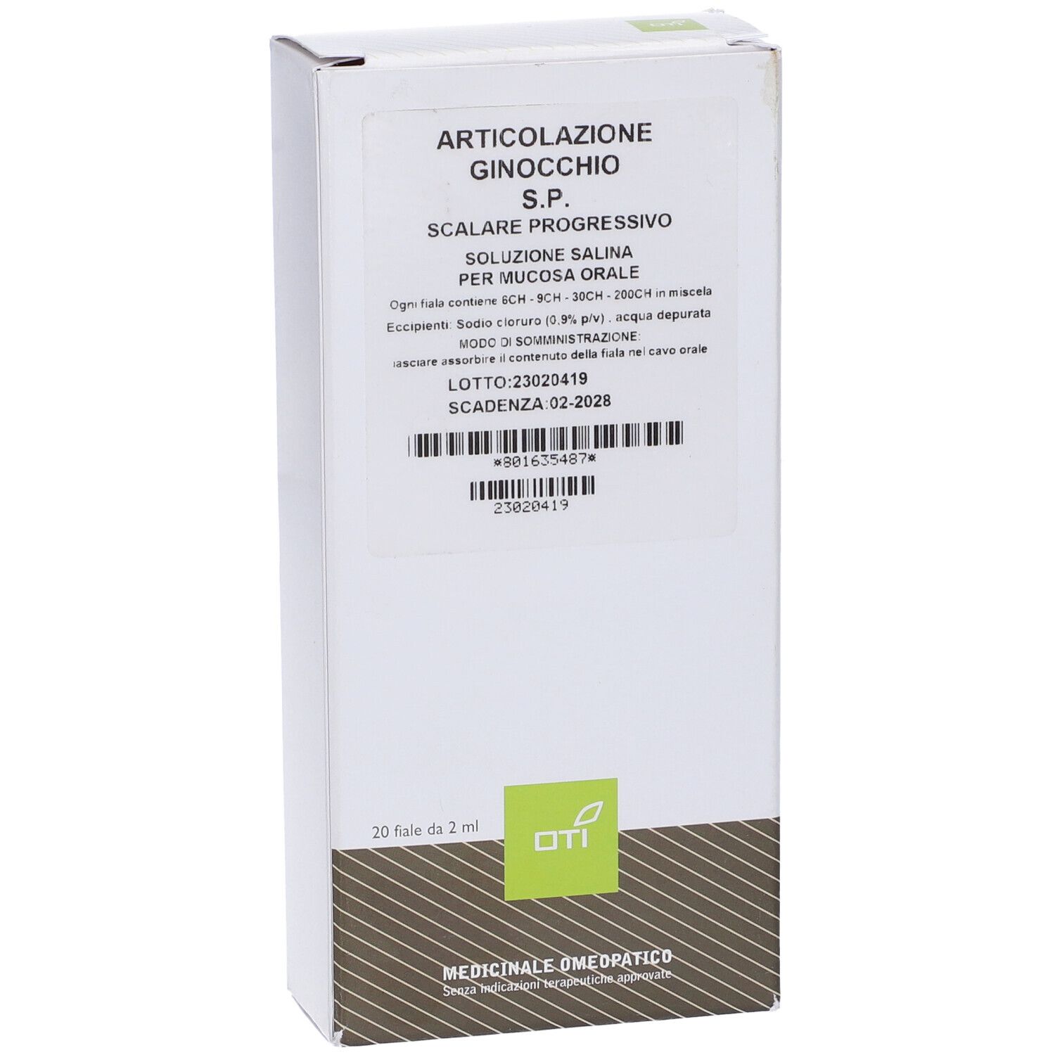Scatola bianca con testo e nome del prodotto. In basso: 20 fiale da 2 ml. In alto: logo verde.