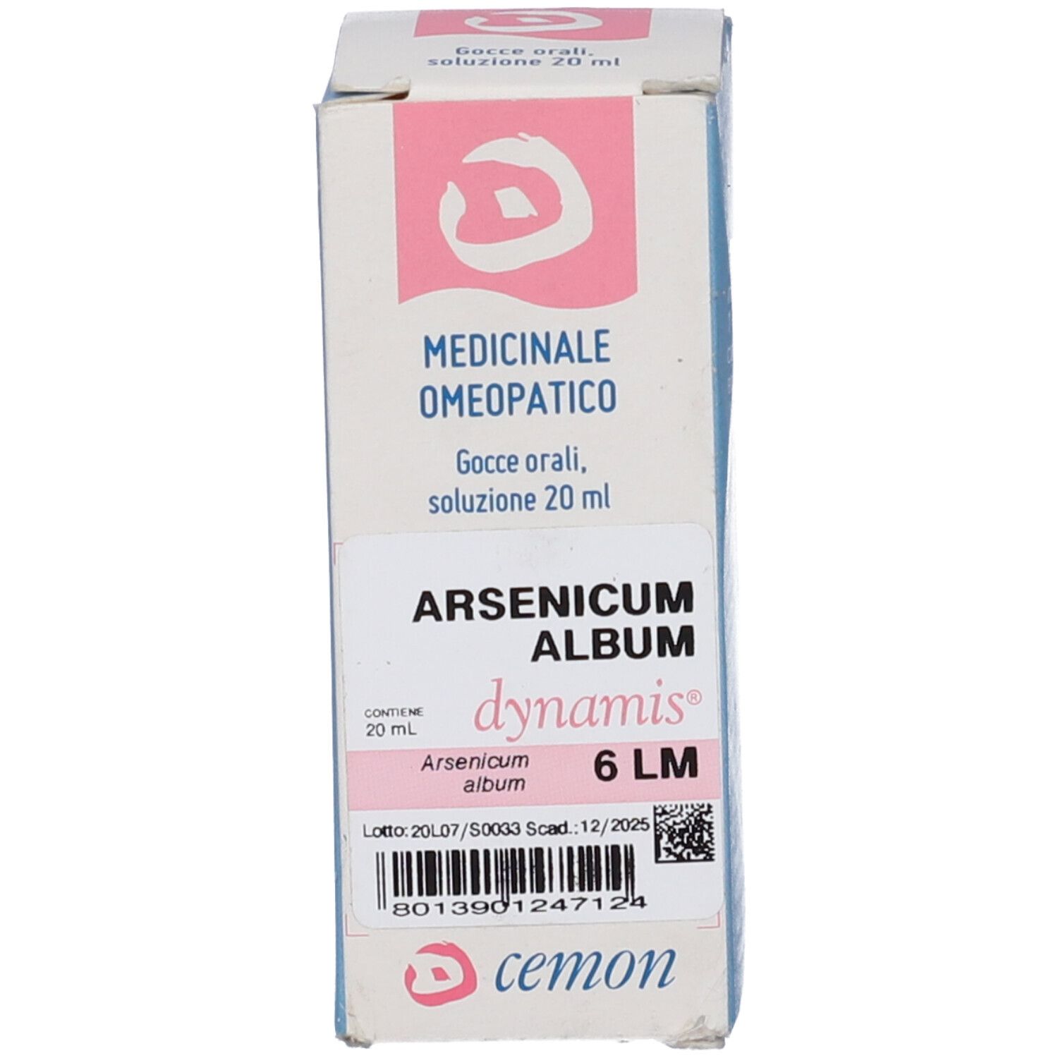 Scatola di cartone con informazioni sul prodotto. Stampato: Arsenicum Album 6 LM. Logo e nome del prodotto.