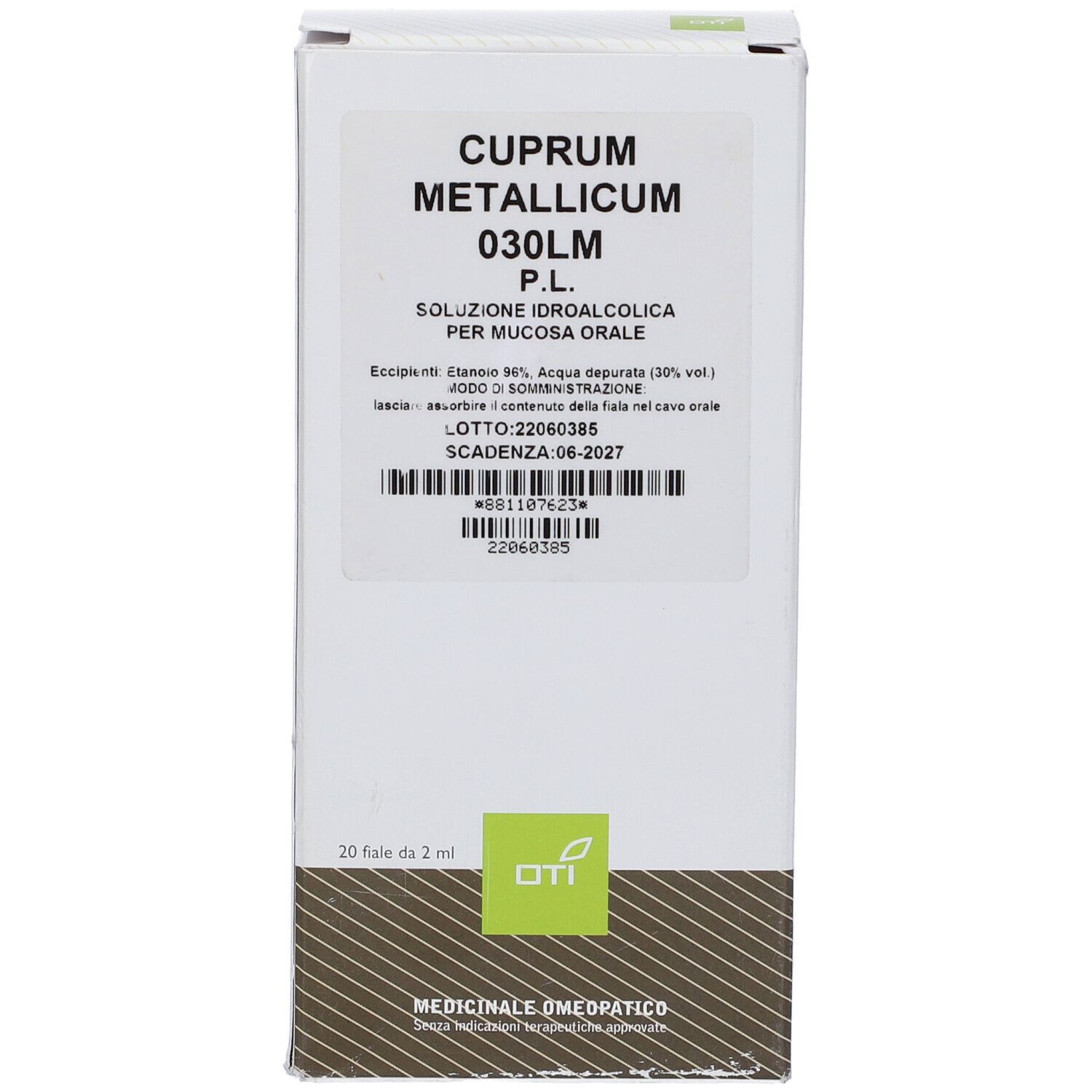 Scatola bianca con informazioni prodotto. Testo: Cuprum Metallicum 030LM P.L. 20 fiale. Logo OTI. Medicinale omeopatico.