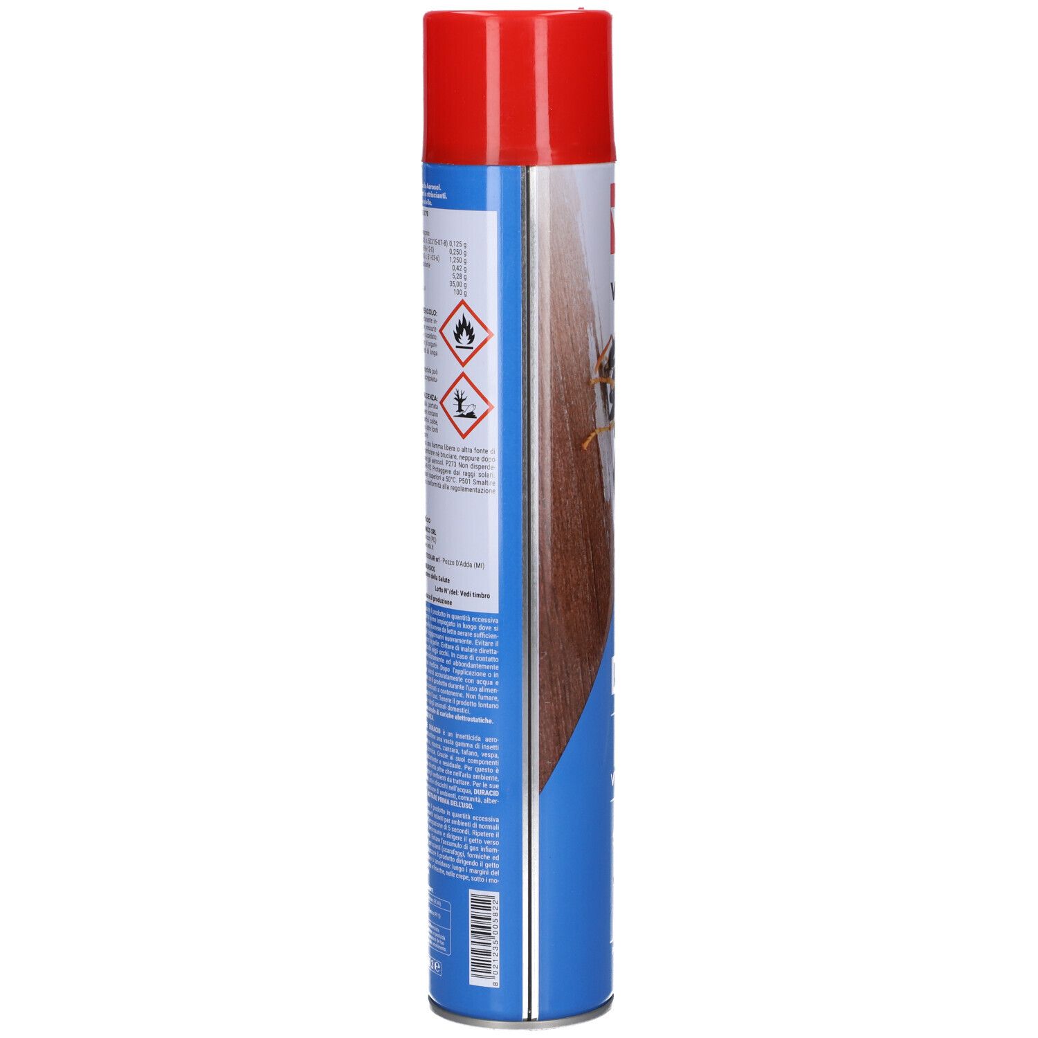 Bomboletta spray con tappo rosso. Etichette blu e bianche con simboli di avvertimento e testo. Codice a barre sulla bomboletta.