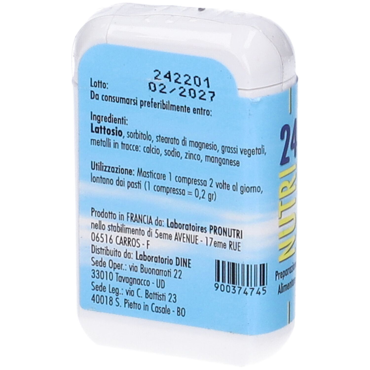 Scatola bianca rettangolare con etichetta blu. Testo: Ingredienti, data di scadenza, informazioni produttore. Contiene 60 compresse.