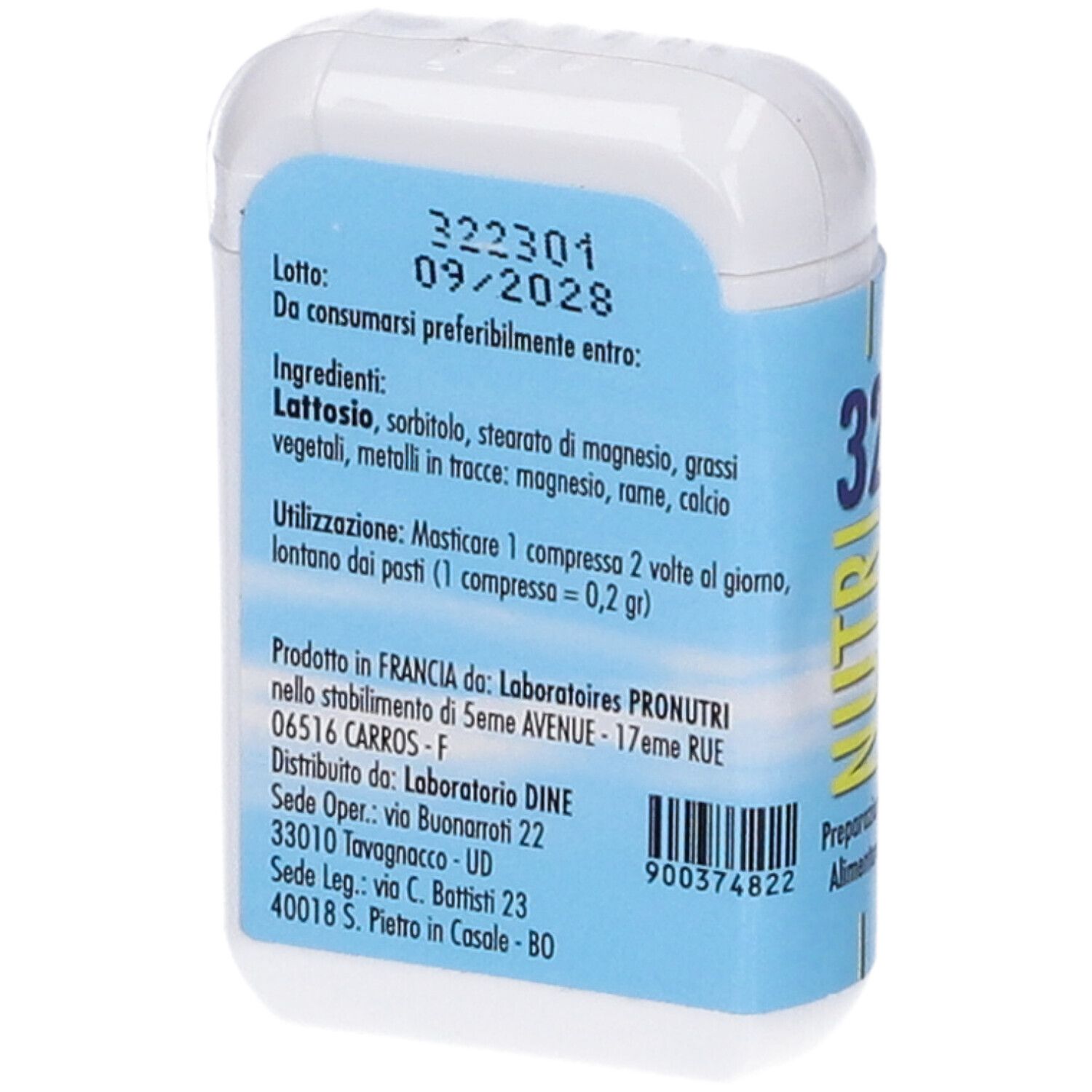 Contenitore bianco con etichetta blu. Scritta: NUTRI 32, ingredienti, data di scadenza. Forma arrotondata.