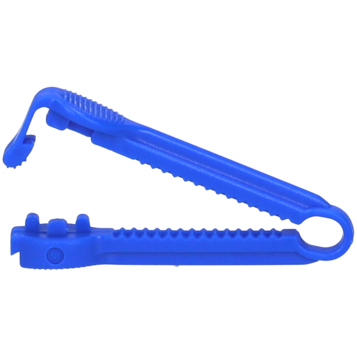 Fermo per catetere blu. Plastica, superficie zigrinata. Aperto.