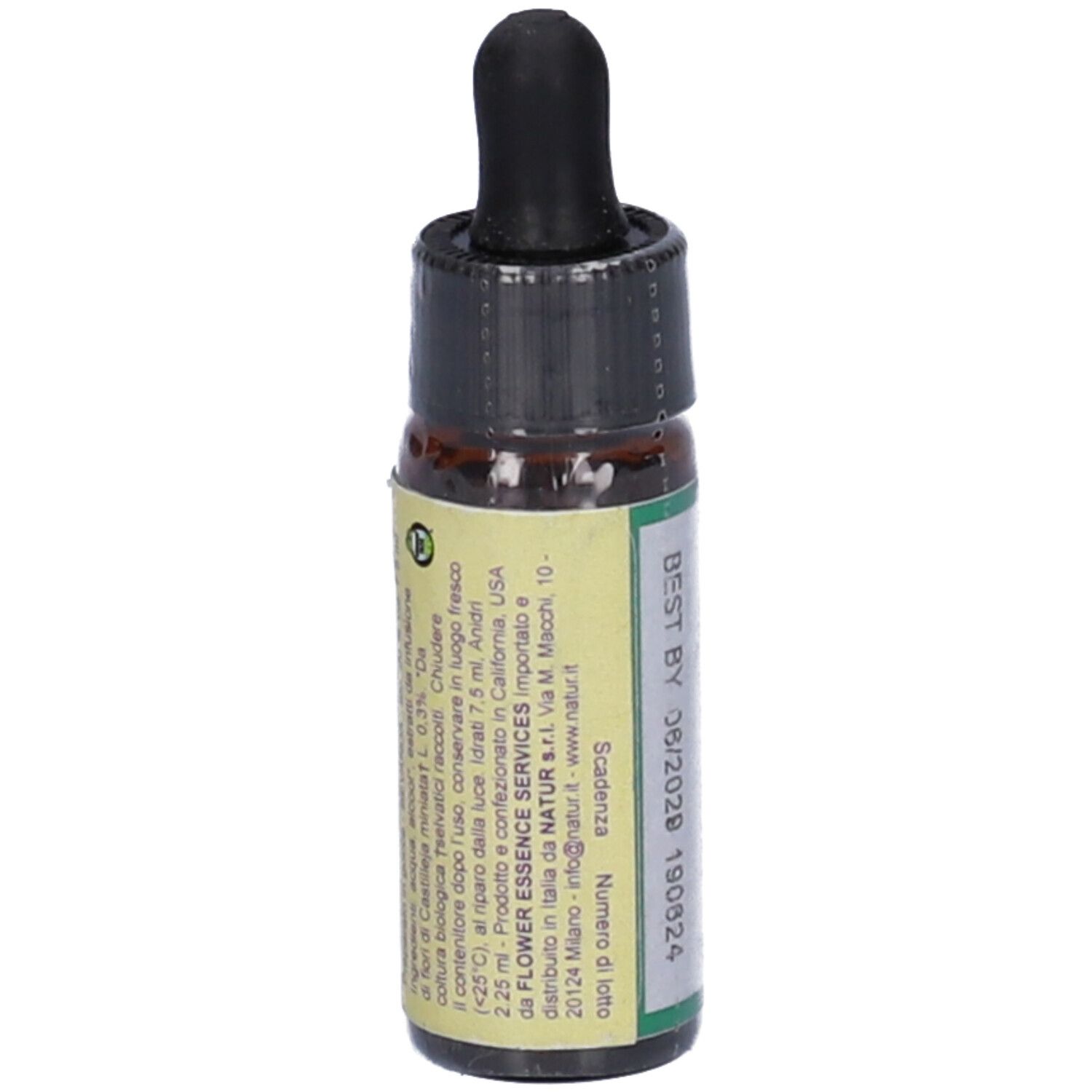 Piccola bottiglia di vetro con contagocce nero. Etichetta con informazioni. Scadenza 06/2020.