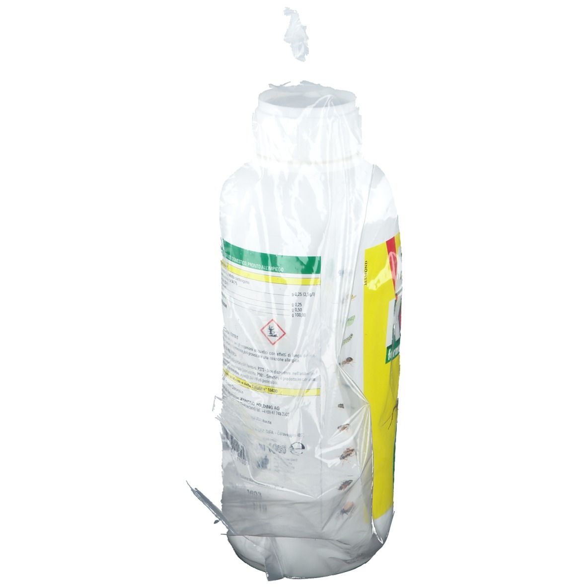 Bottiglia bianca con etichetta, confezionata in plastica. Etichetta con testo e simboli.