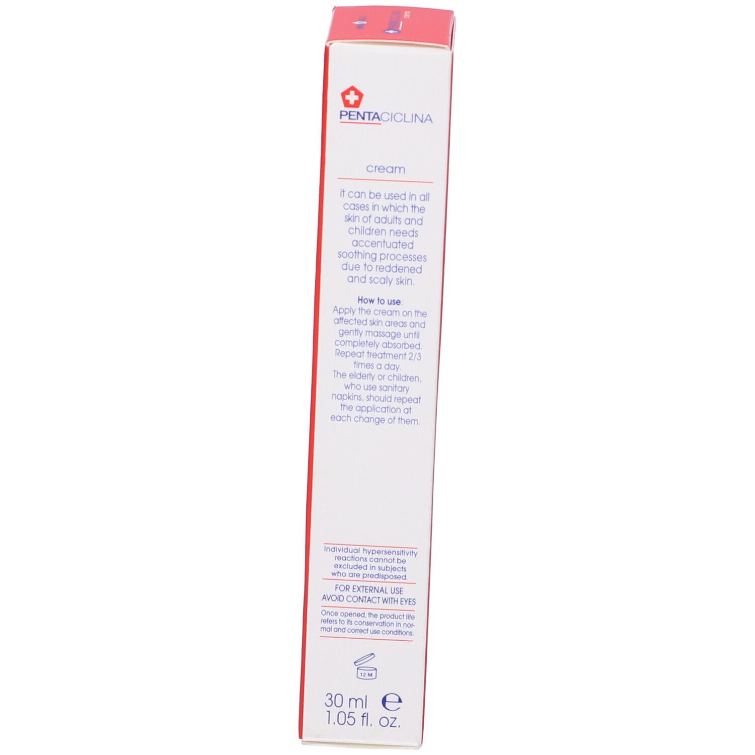 Scatola, vista laterale. Scritta: PENTACICLINA CREMA. Testo in italiano e inglese. Volume: 30 ml.