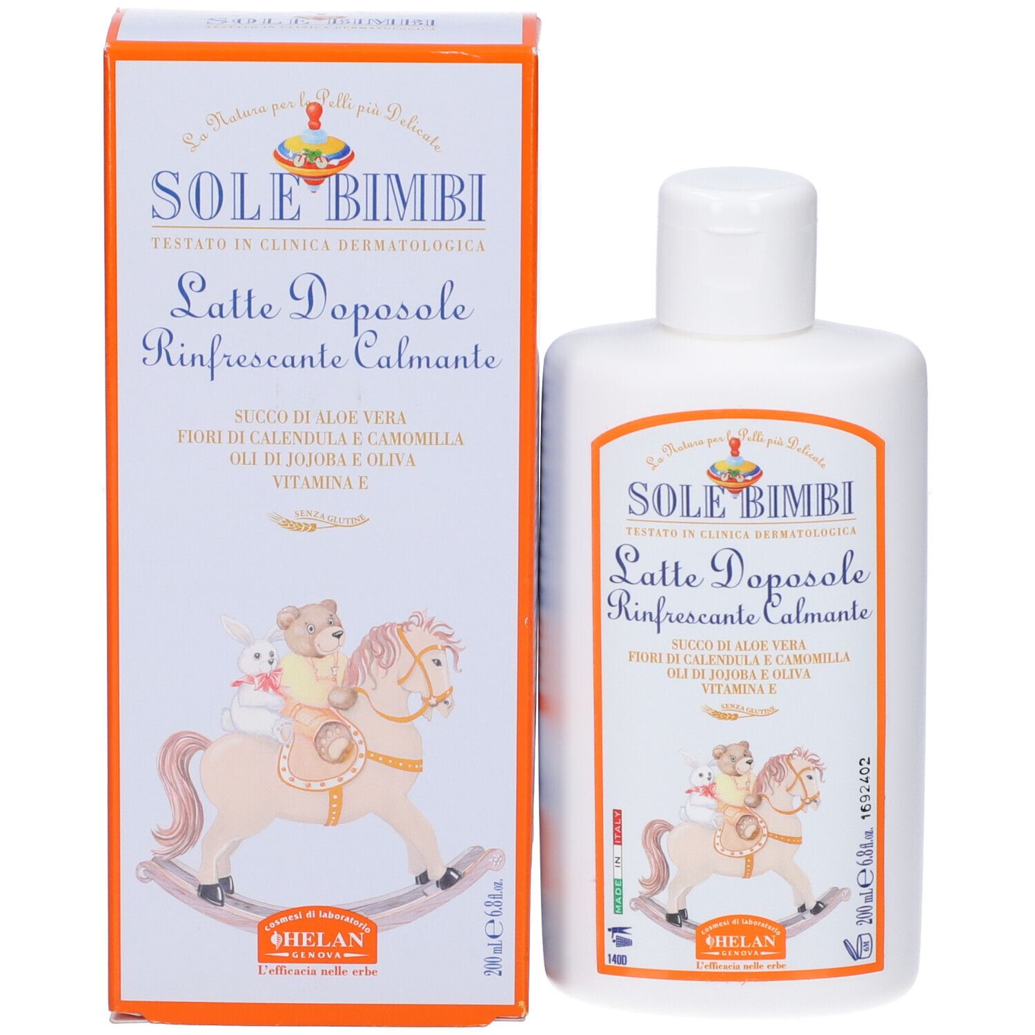 Flacone e confezione. Flacone: bianco, rettangolare, etichetta. Confezione: bianca, dettagli arancioni, illustrazione bambino su cavallo a dondolo.
