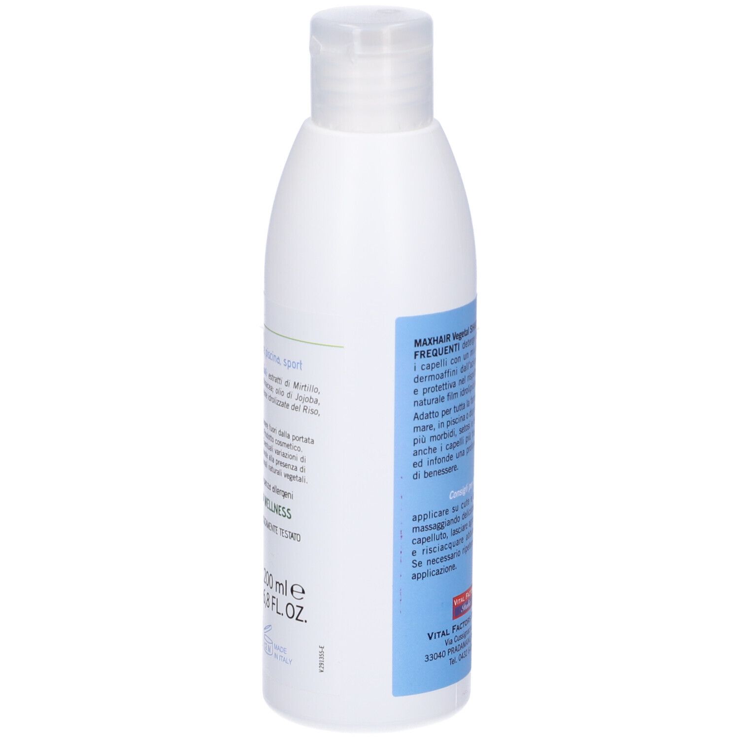Flacone di shampoo bianco con etichetta blu. Scritta: MAXHAIR vegetal Shampoo Lavaggi Frequenti. Mitrtillo e Lampone. Vital Factors.