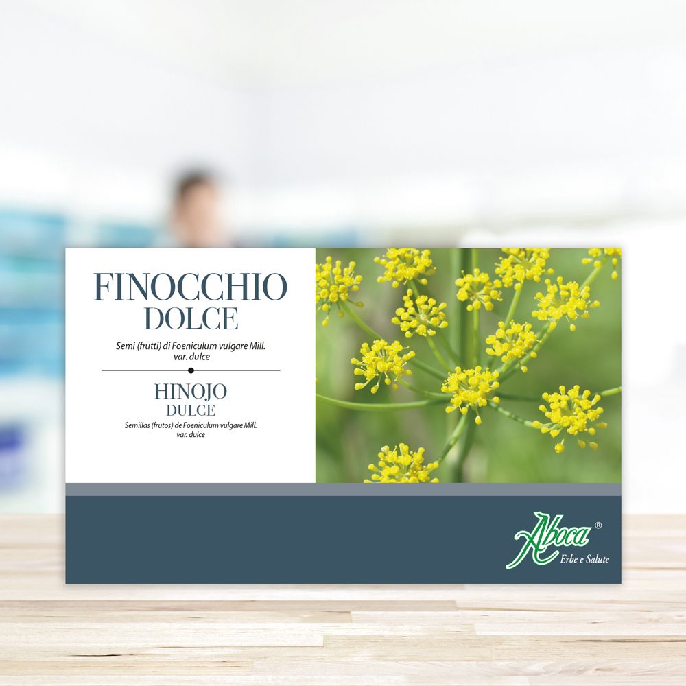 Confezione del prodotto Finocchio Dolce. Logo Aboca. Sfondo sfocato.
