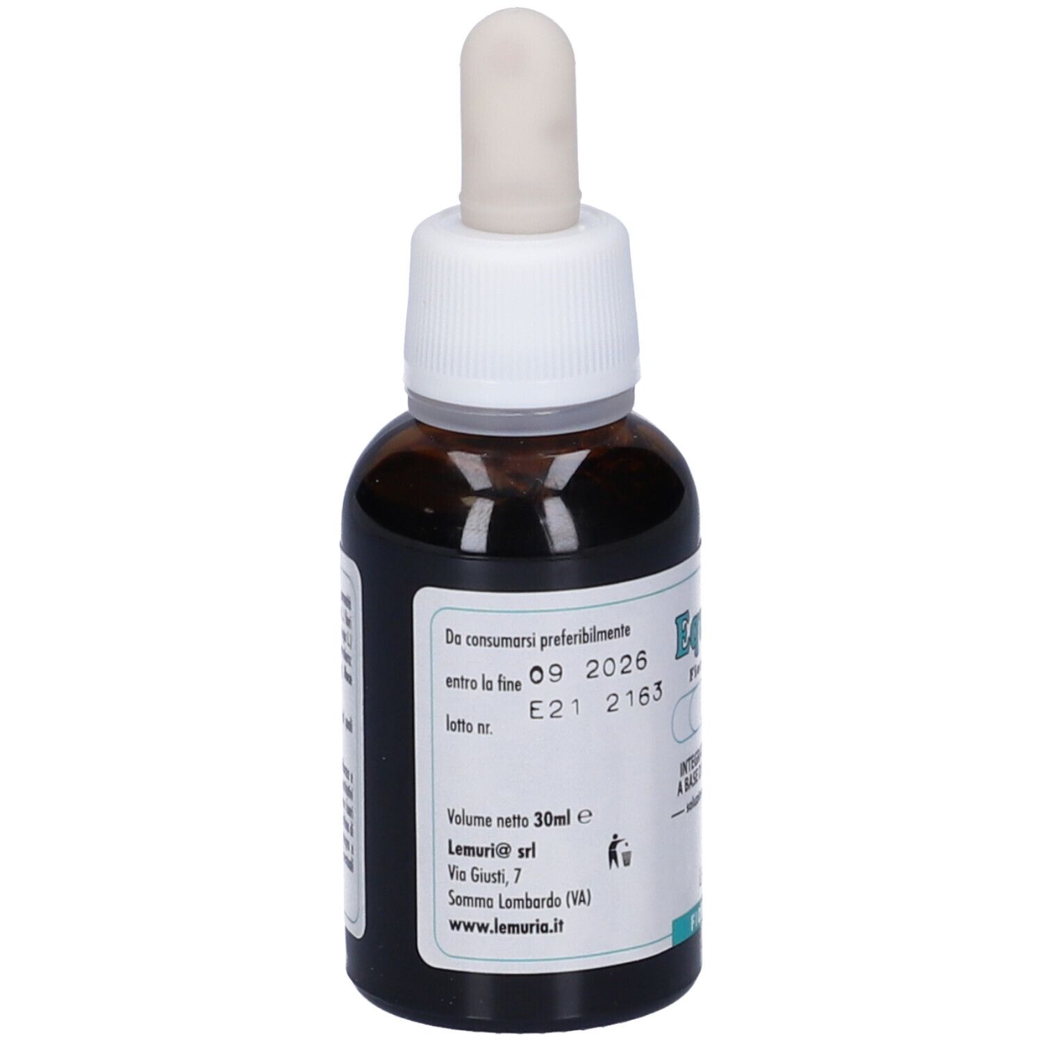 Flacone in vetro marrone con tappo bianco e pipetta. Etichetta con testo, data di scadenza, numero di lotto, volume 30 ml. Logo Lemuria.