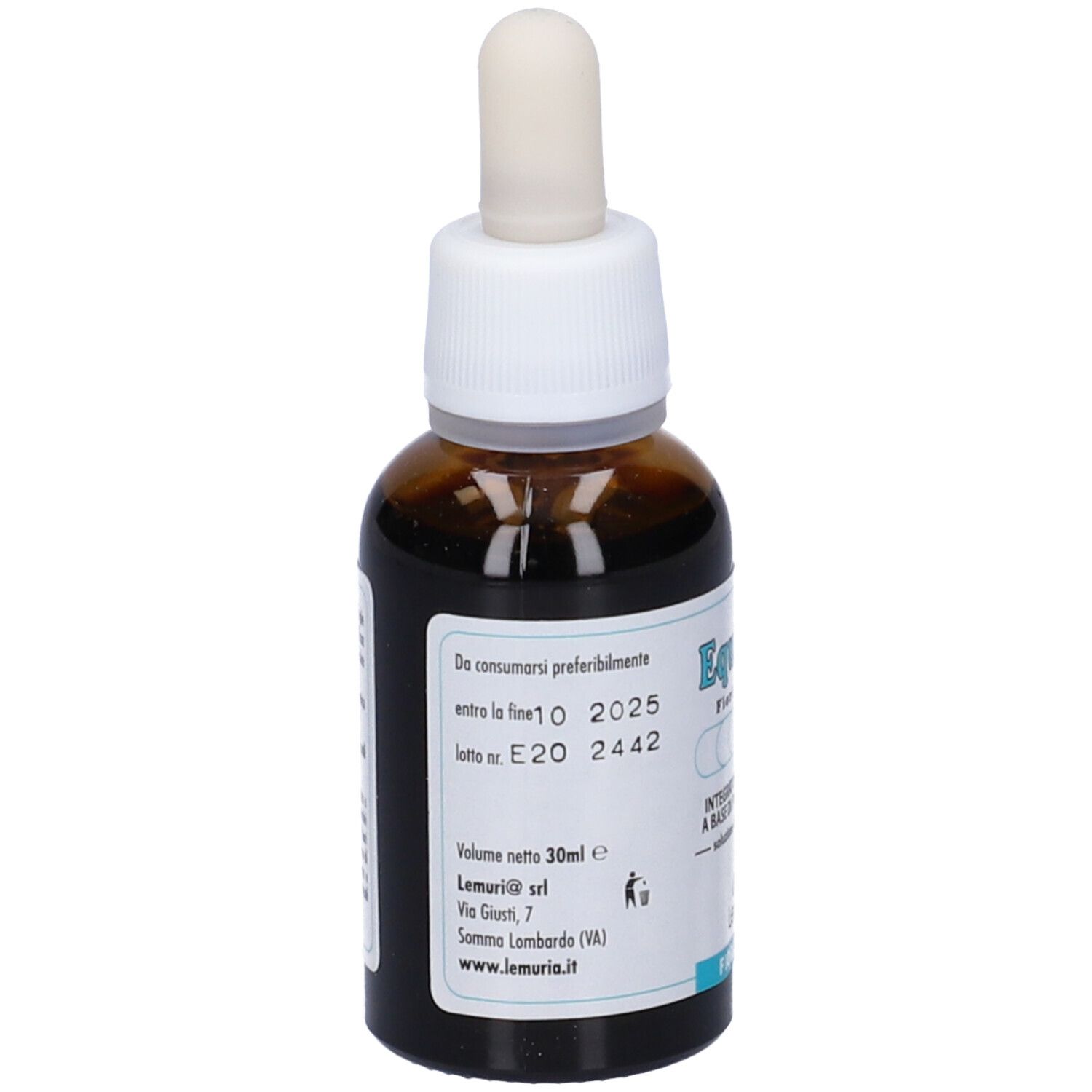 Flacone di vetro marrone con tappo bianco e contagocce. Etichetta con data di scadenza e informazioni del produttore. Gocce.