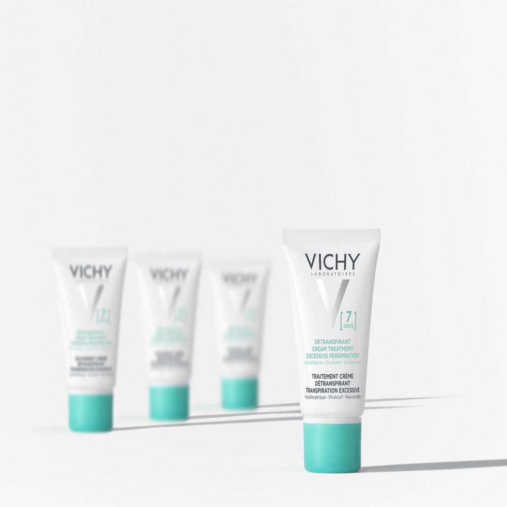 Quattro tubi di crema Vichy anti-traspirante, uno davanti, tre dietro.