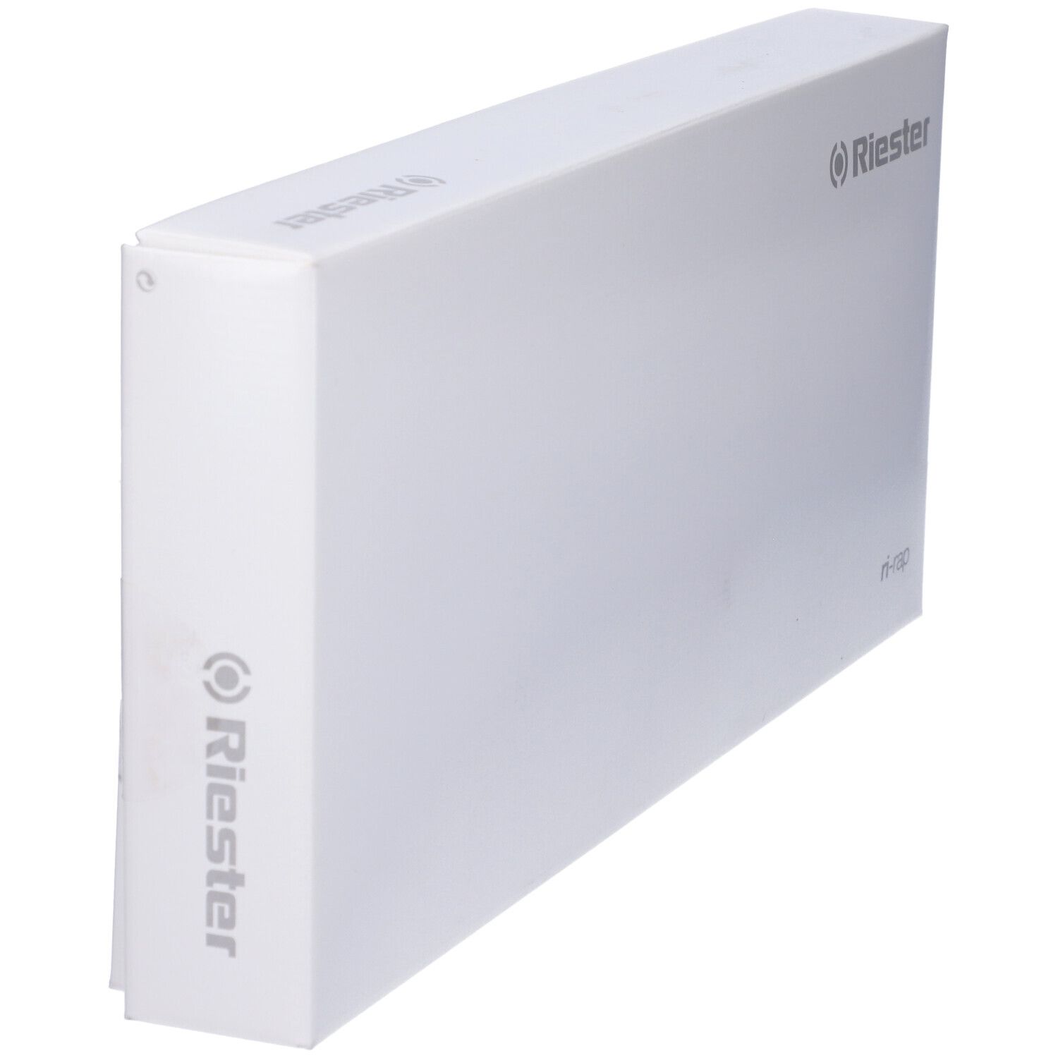 Confezione rettangolare bianca, in diagonale. Logo Riester. Scritta "ri-rap".