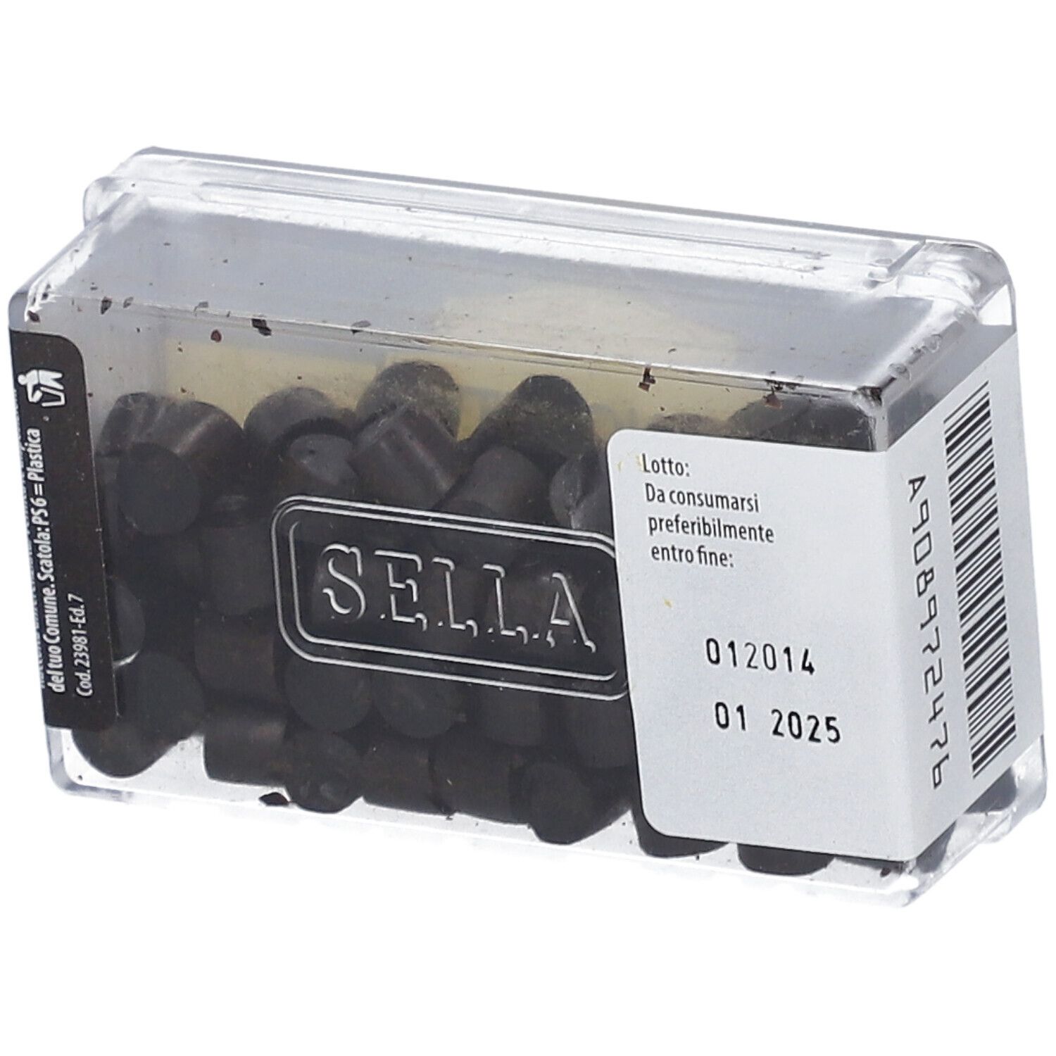 Scatola trasparente con Tronchetti di Liquirizia neri. Etichetta con data di scadenza 01 2025 e marchio Sella.