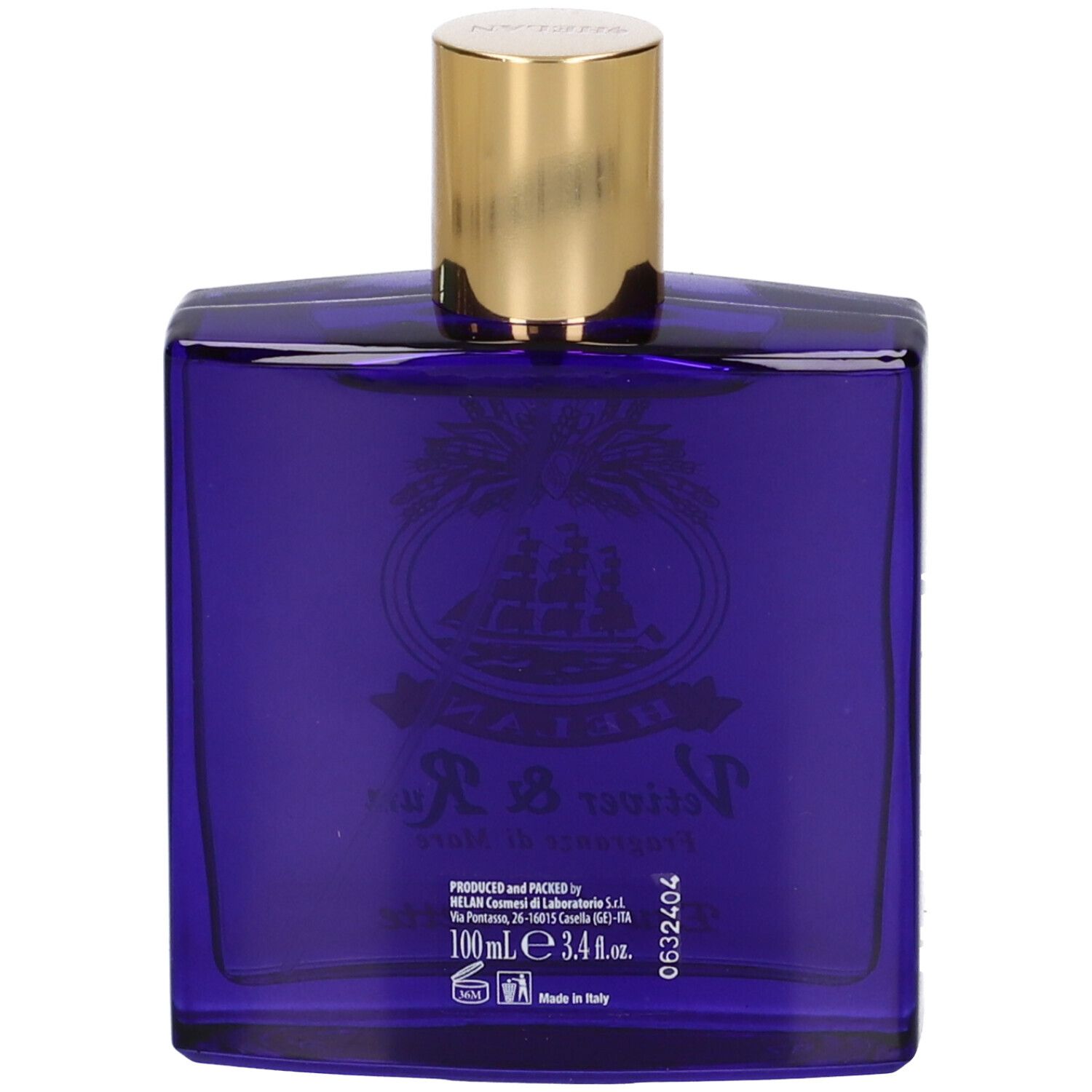 Retro del flacone blu di Eau de Toilette. Scritta: Helan, Vetiver & Rum, 100ml, Made in Italy.