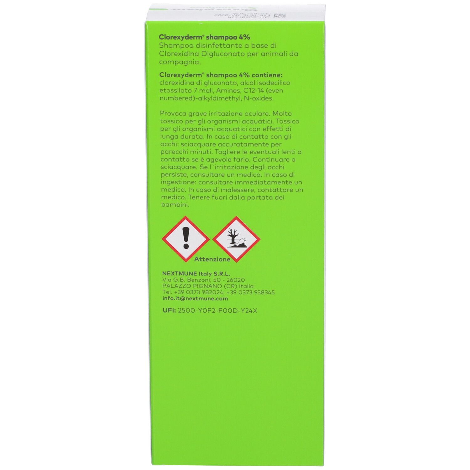 Retro della scatola di shampoo Clorexyderm® 4%. Testo in italiano. Avvertenze e simboli.