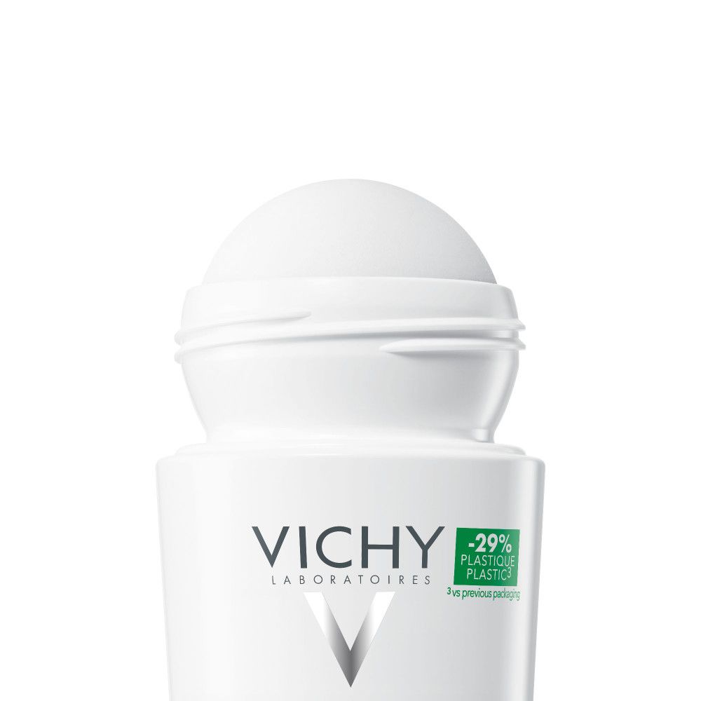 Primo piano della sfera di un deodorante Roll-On Vichy.