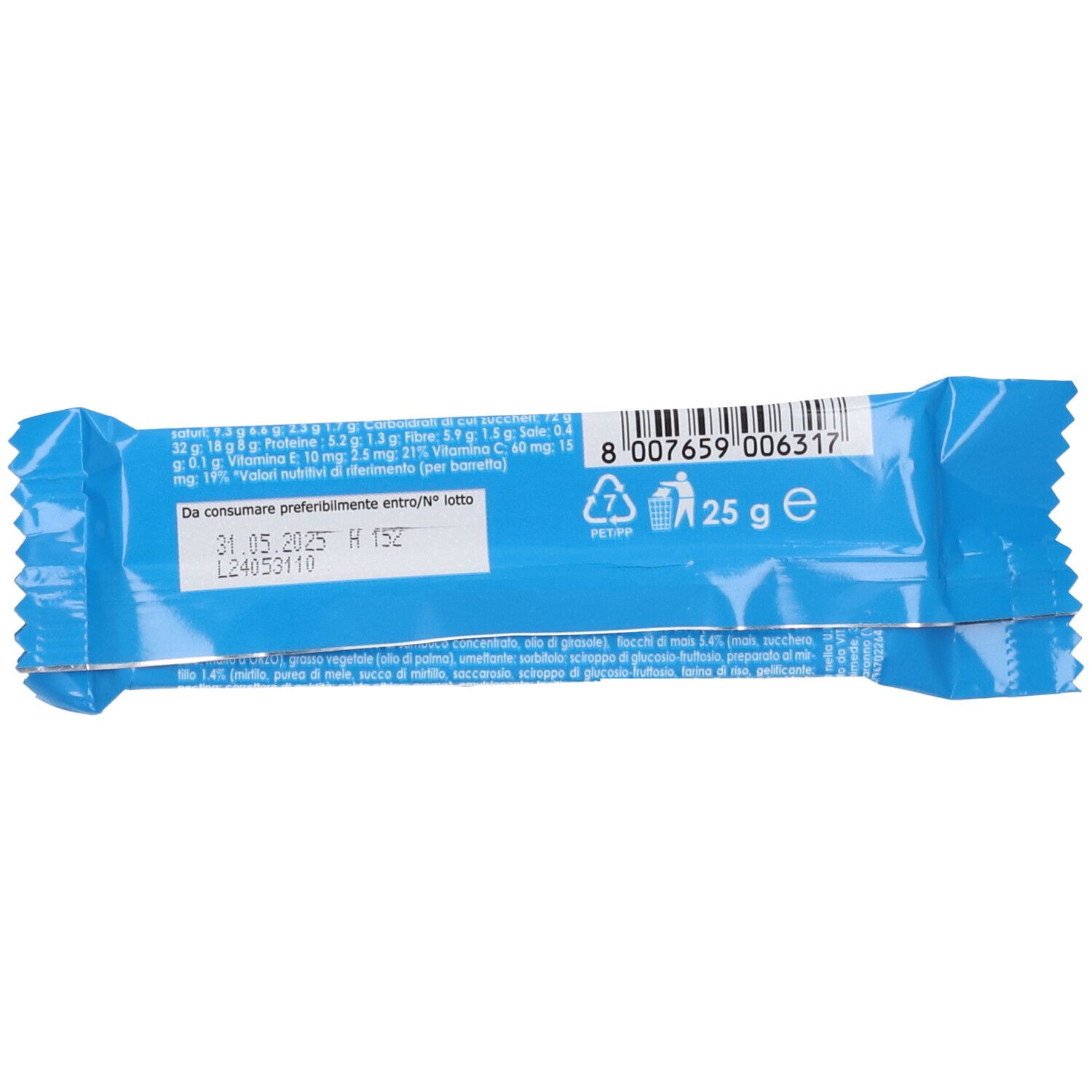 Retro della confezione blu della barretta. Contiene testo, informazioni nutrizionali e codice a barre. Peso: 25 g.
