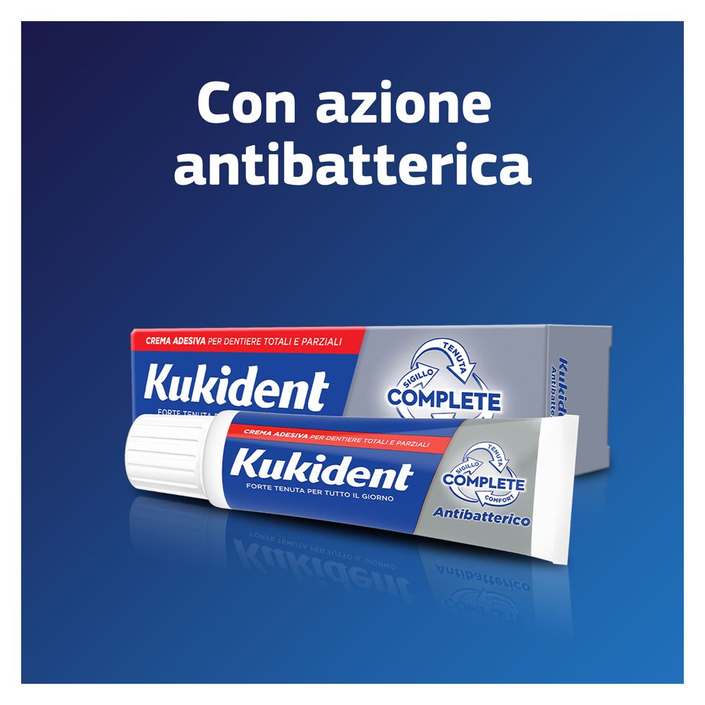Kukident Complete Antibatterico Crema adesiva per dentiera