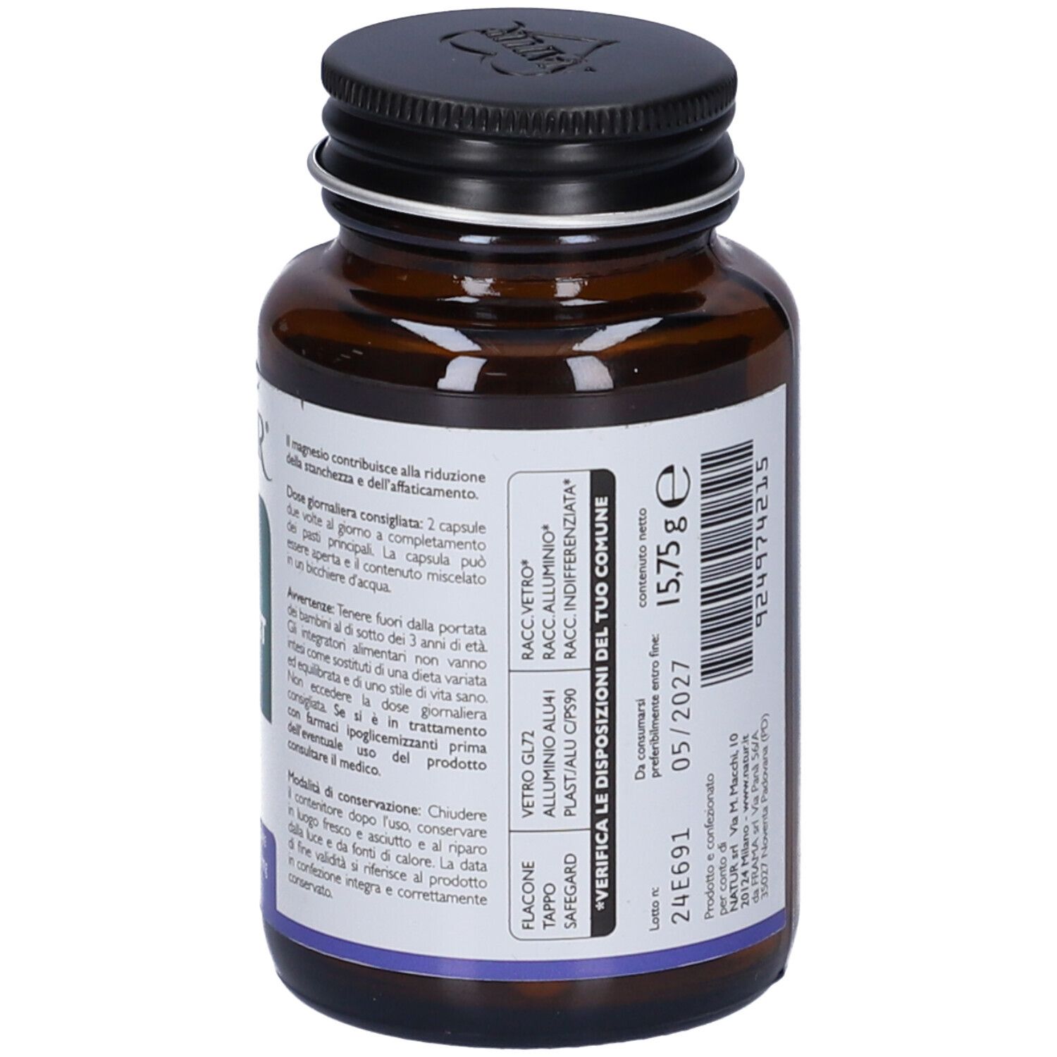 Flacone di vetro marrone con tappo nero. Etichetta con testo in italiano. Numero di lotto e data di scadenza.