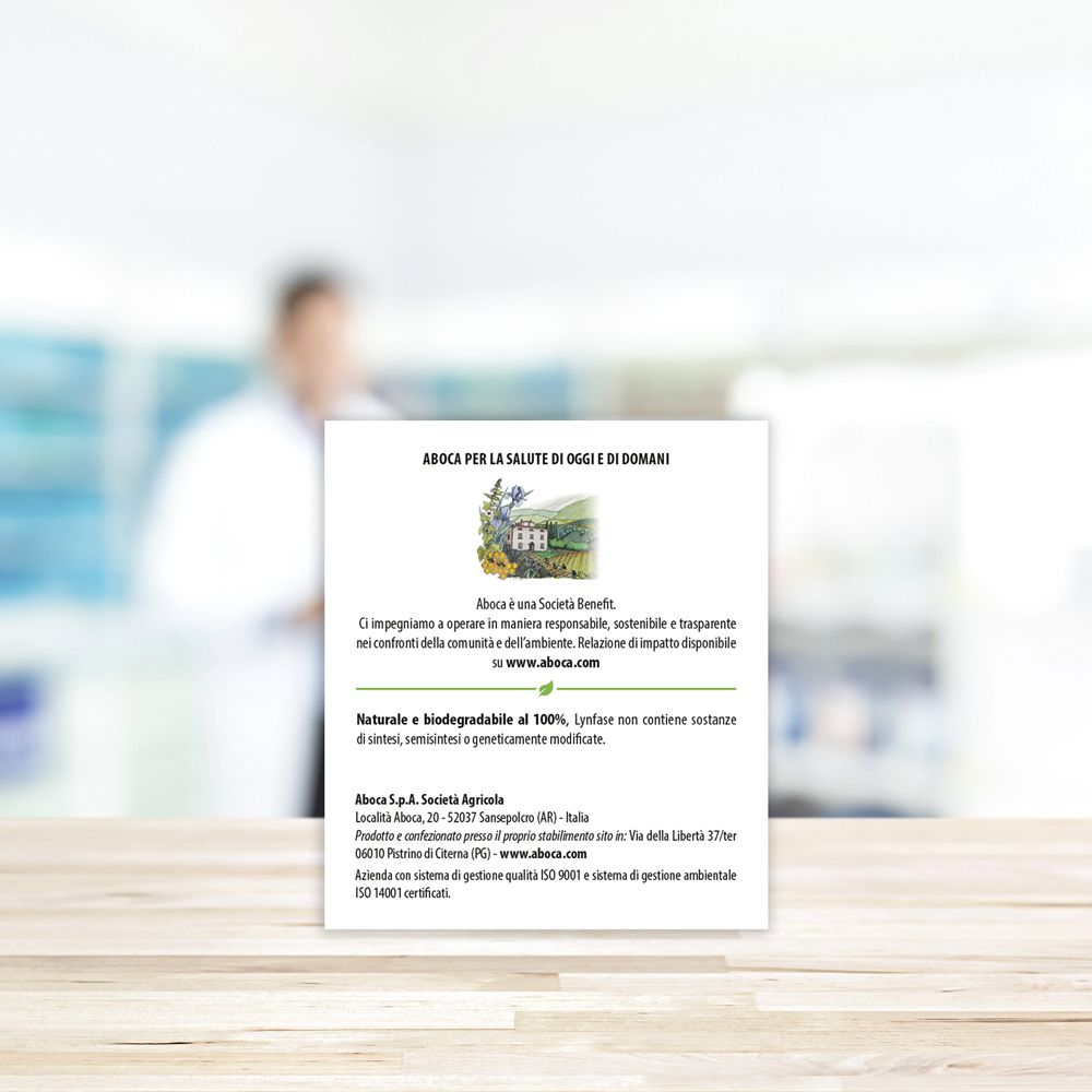 Retro della confezione Lynfase. Testo su Aboca e sostenibilità. Logo Aboca.