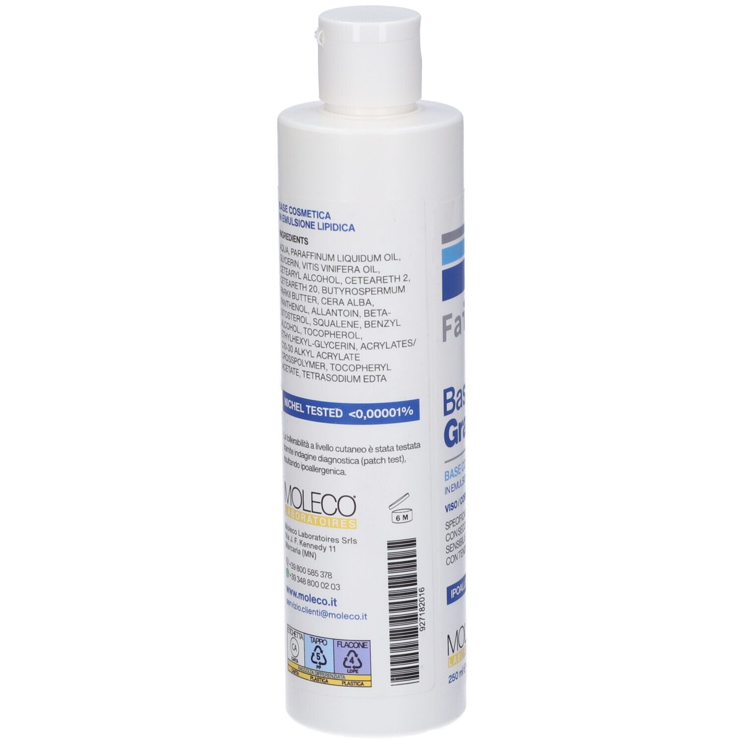 Retro del flacone bianco con testo. Elenco ingredienti e informazioni produttore. Simboli riciclo.