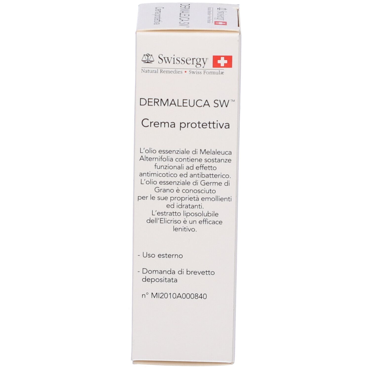 Scatola. Scritta: Dermaleuca SW Crema protettiva. Logo Swisssergy. Testo in italiano.