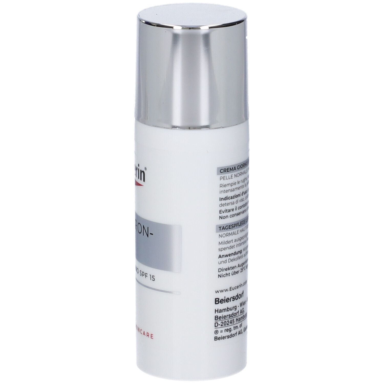 Primo piano della crema. Testo: 3x Hyal Effect, Nuovo Ingrediente.