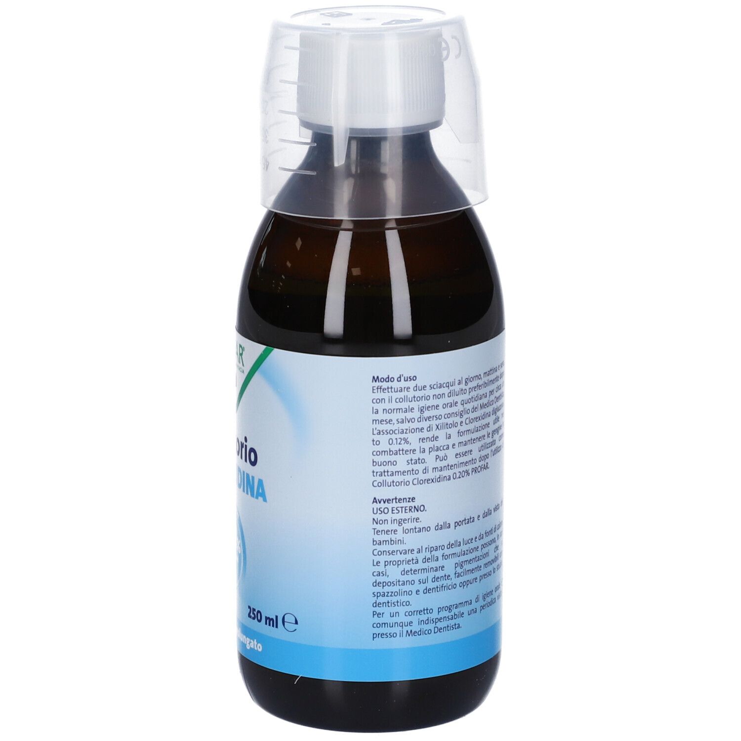 Flacone marrone con misurino bianco. Scritta: Collutorio Clorexidina 0,12% Senza Alcool. 250 ml.