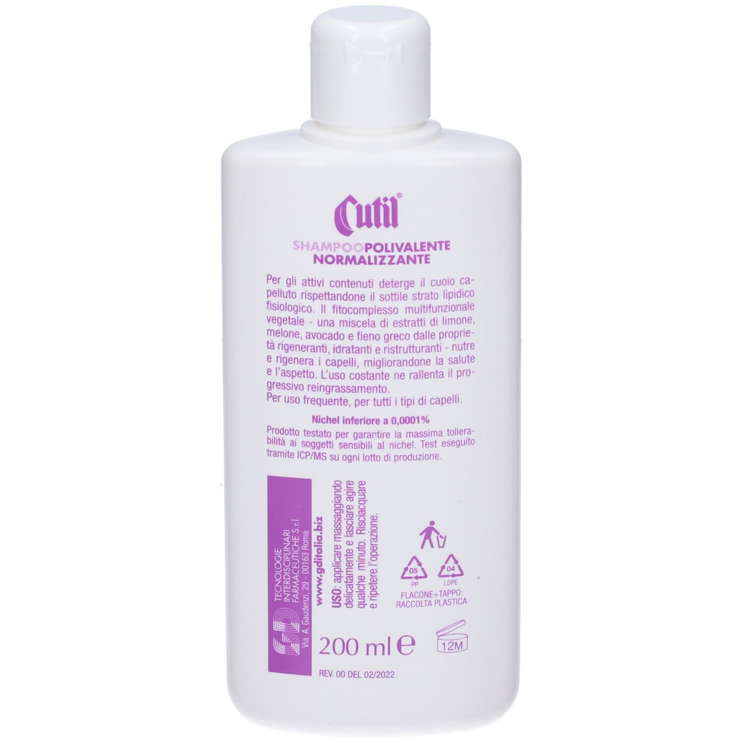 Retro del flacone bianco. Testo: Cutil Shampoo Polivalente Normalizzante. Ingredienti e informazioni produttore. Simboli riciclo.