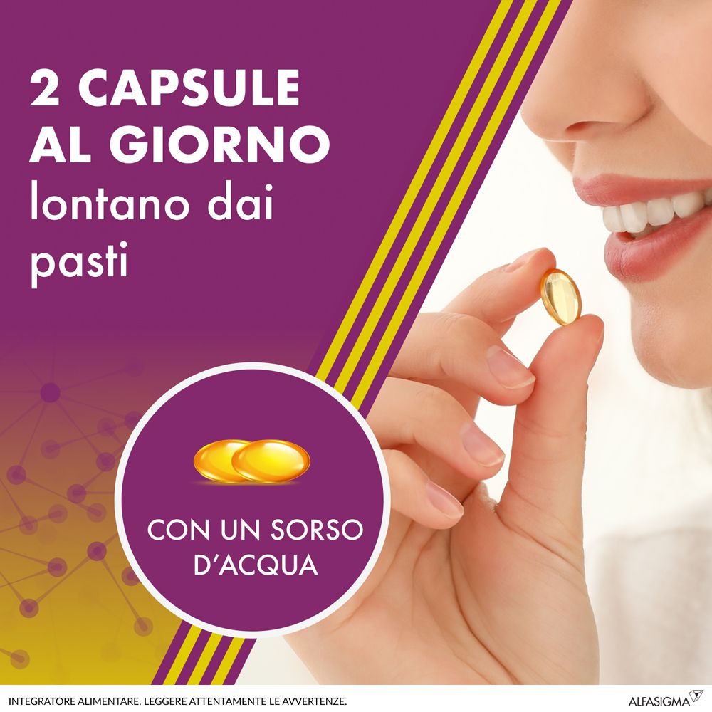 Donna che prende una capsula con acqua. Testo: 2 capsule al giorno, lontano dai pasti. Con un sorso d'acqua.