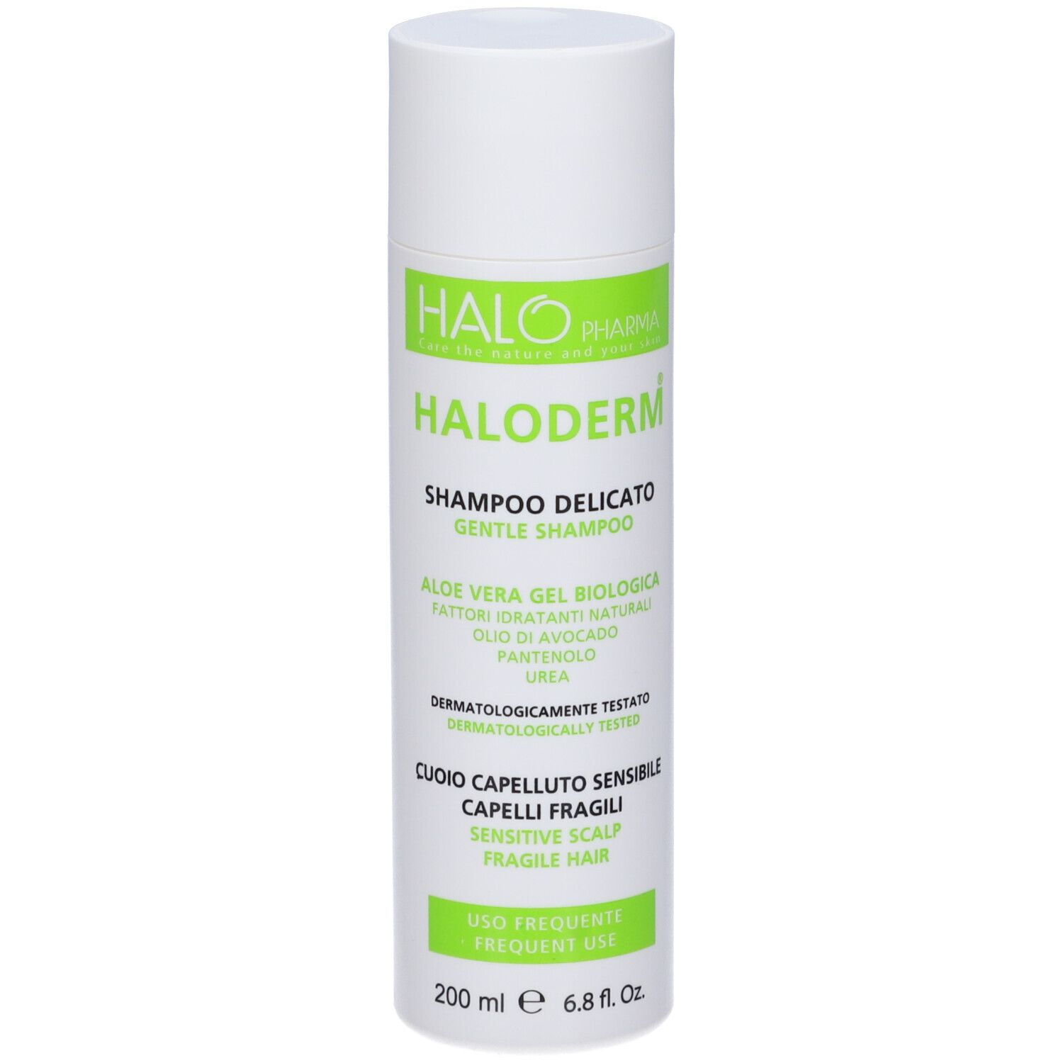 Flacone bianco con etichetta verde. Testo: Haloderm Shampoo delicato, Aloe Vera Gel, Pantenolo, Urea. Per cuoio capelluto sensibile e capelli fragili.
