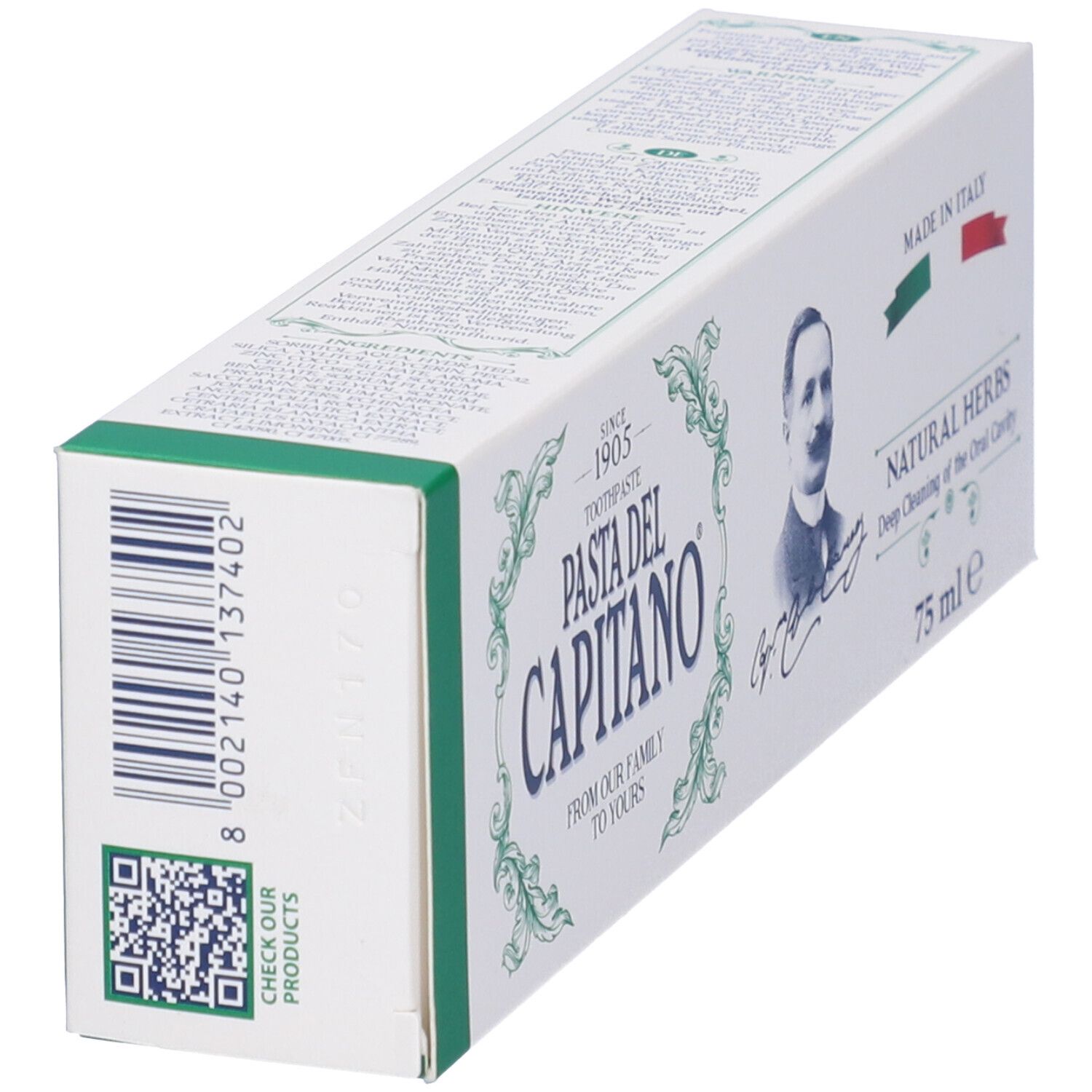 Scatola di dentifricio bianca e verde. Scritta: Pasta del Capitano, Natural Herbs. Bandiera italiana. QR code.