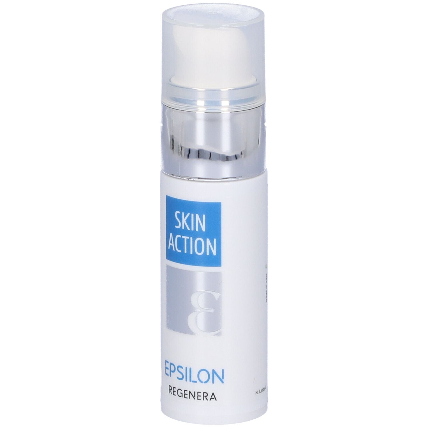 Flacone bianco con erogatore argentato. Testo: Skin Action Epsilon Regenera. Scritte in italiano.