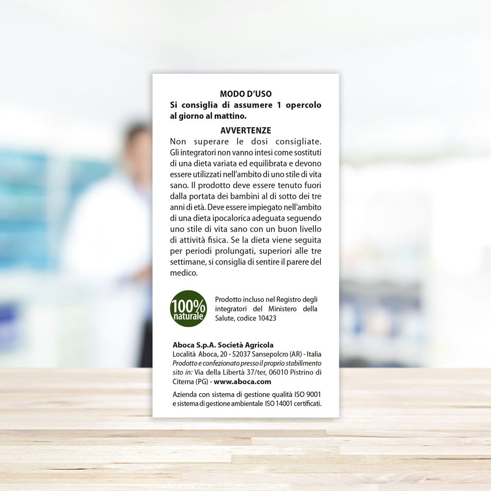 Testo sul retro della confezione. Testo: Alga Bruna, Concentrato Totale. Istruzioni per l'uso, avvertenze, produttore.