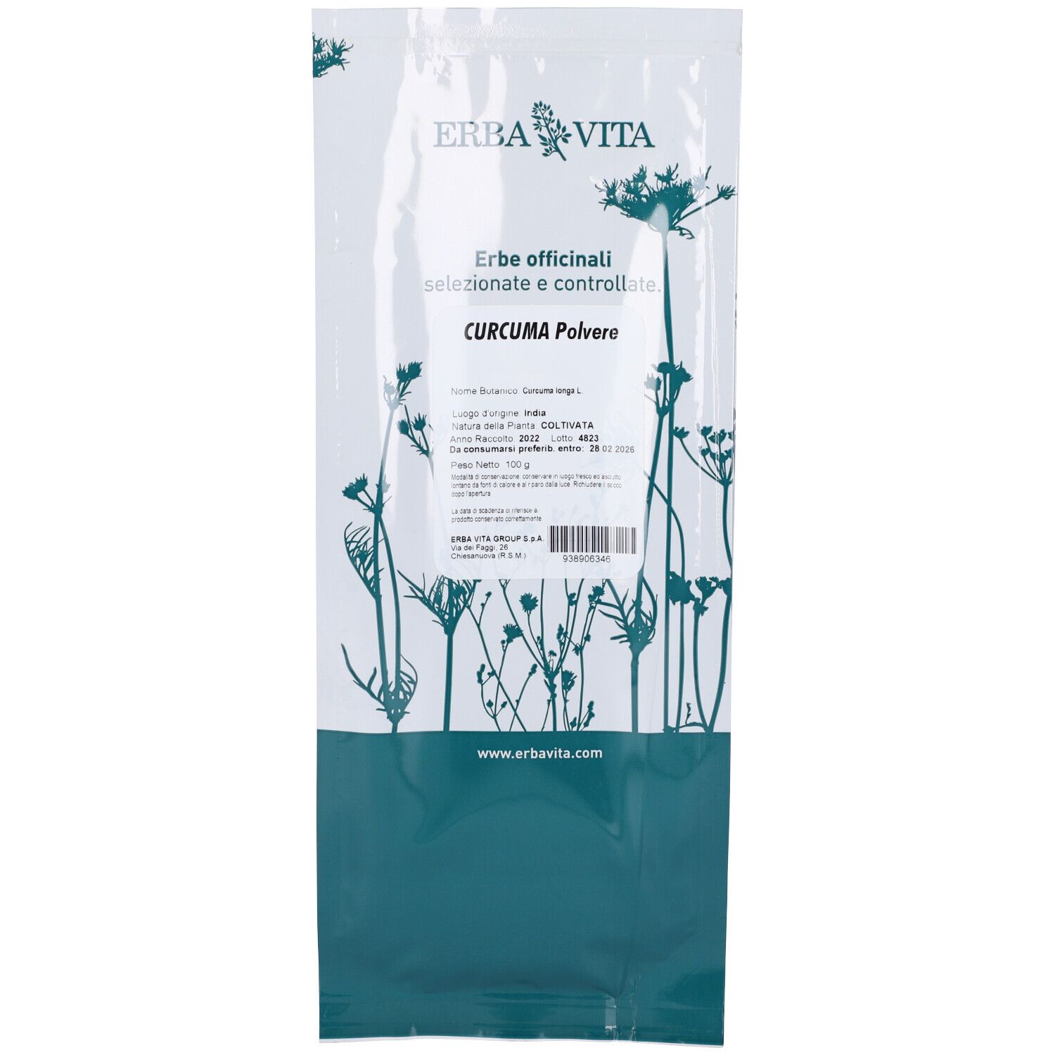 Confezione di curcuma in polvere. Sacchetto bianco con motivo floreale ed etichetta. Marchio Erba Vita.