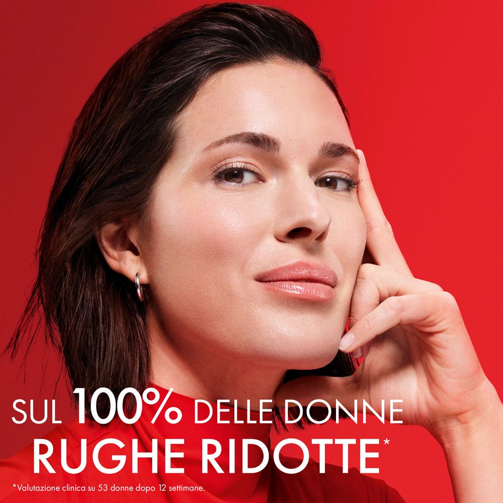 Donna con la mano sul mento. Testo: Sul 100% delle donne rughe ridotte.