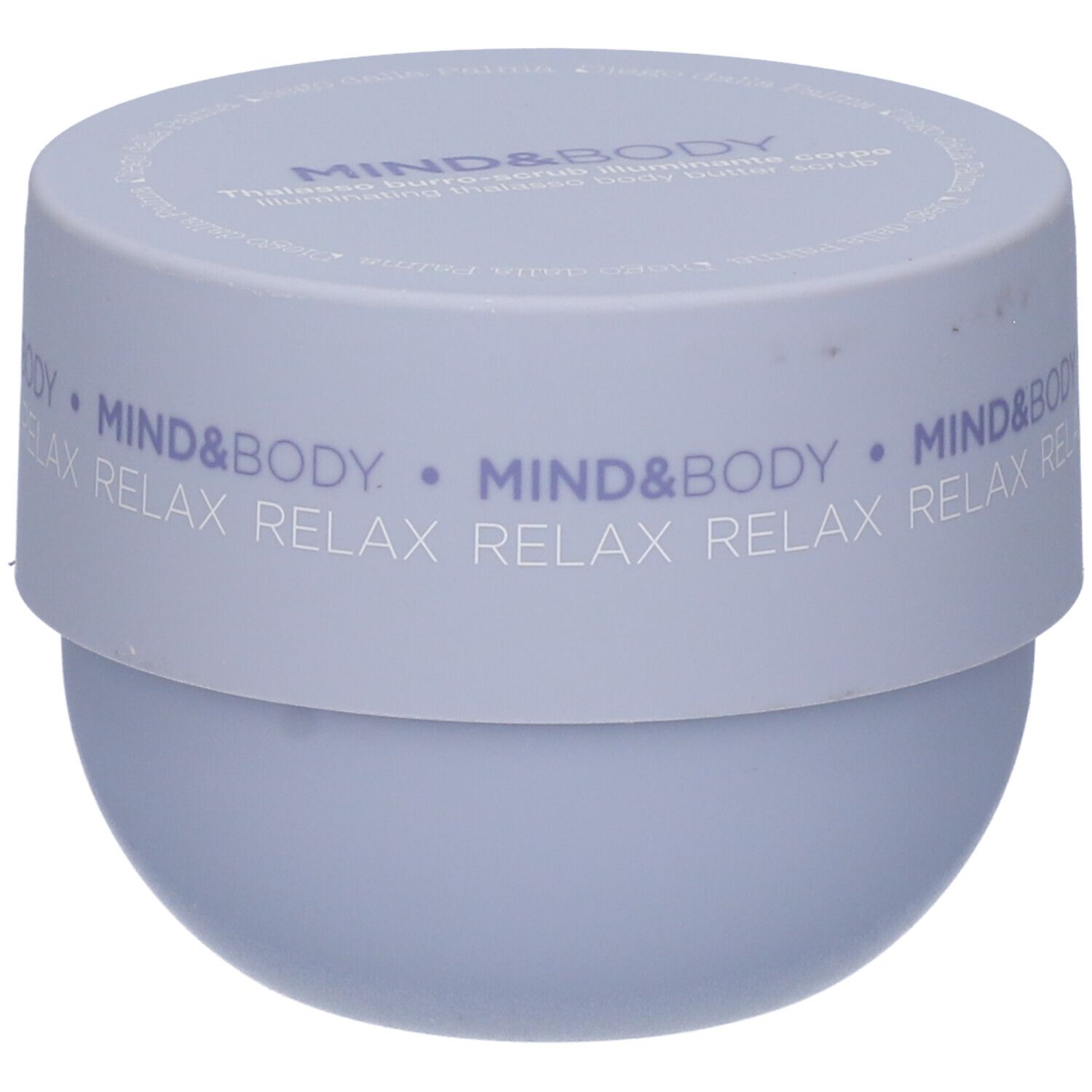 Vasetto blu chiaro con coperchio. MIND&BODY e RELAX sono scritti sul coperchio. Nome del prodotto illeggibile.