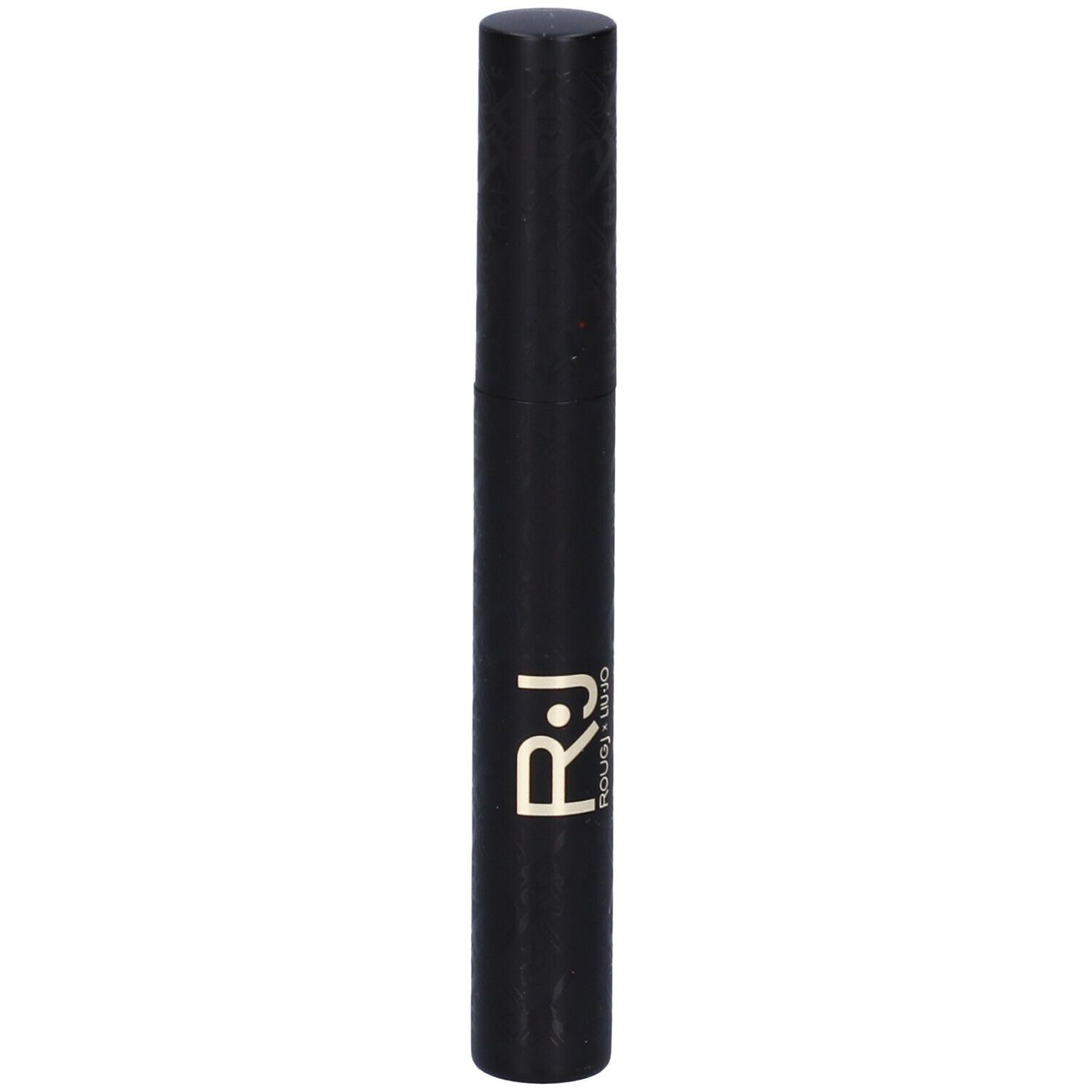 Tubo di mascara nero con logo dorato. Forma cilindrica con tappo arrotondato. Marchio ROUGJ+ x Liu Jo.