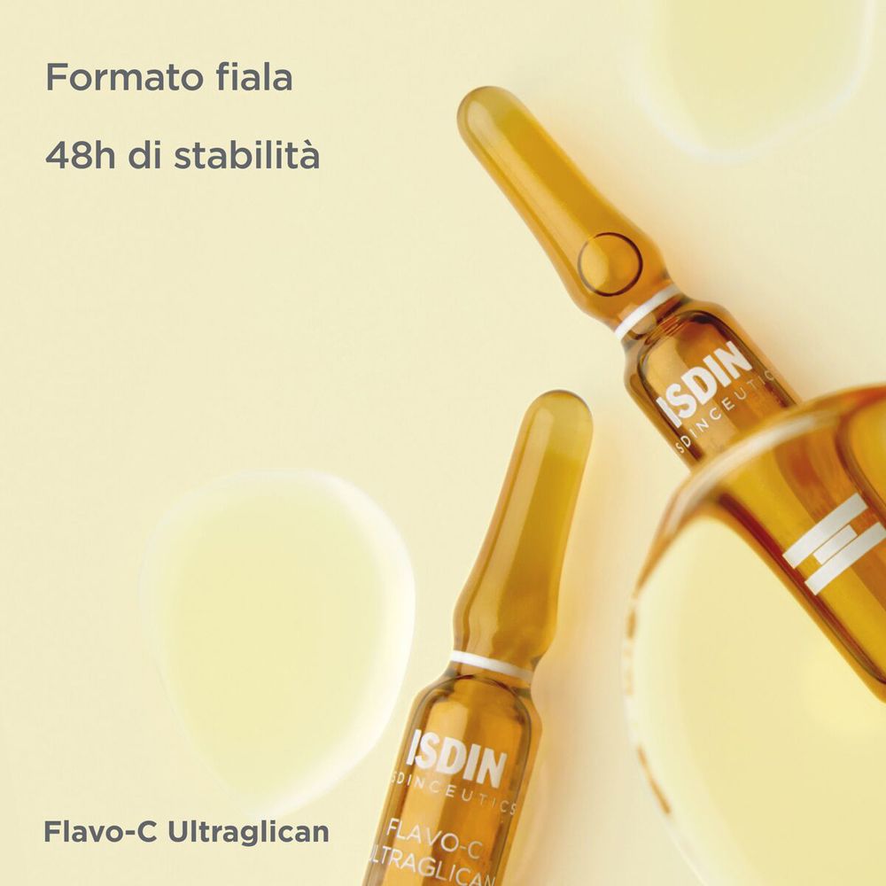 Due fiale ambrate di ISDIN Isdinceutics Flavo-C Ultraglican. Testo: Formato fiala, 48h di stabilità.