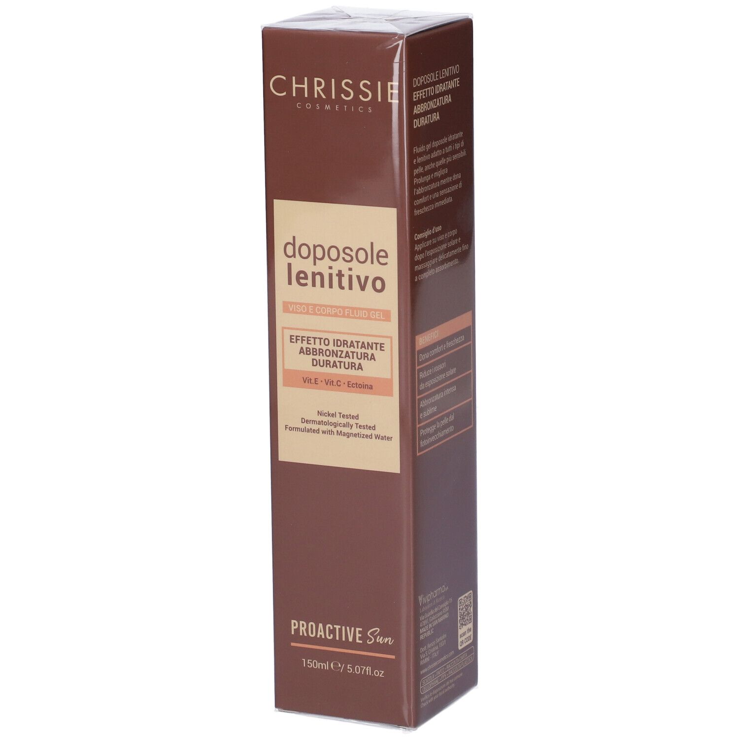 Scatola marrone con etichetta bianca. Scritta: Chrissie Cosmetics, Aftersun, lenitivo, idratante, abbronzatura duratura.