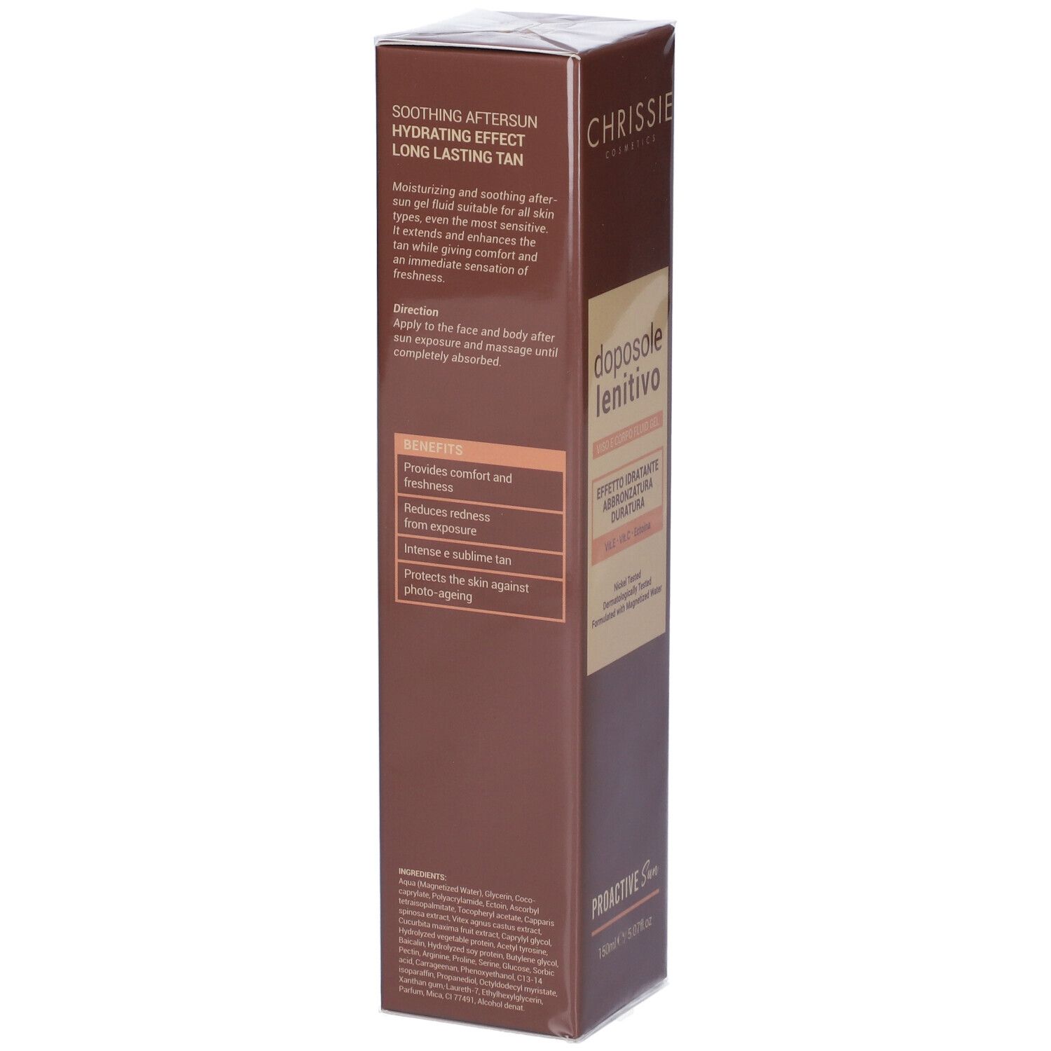 Scatola marrone con etichetta bianca. Scritta: Chrissie Cosmetics, Aftersun, idratante, abbronzatura duratura. Testo.