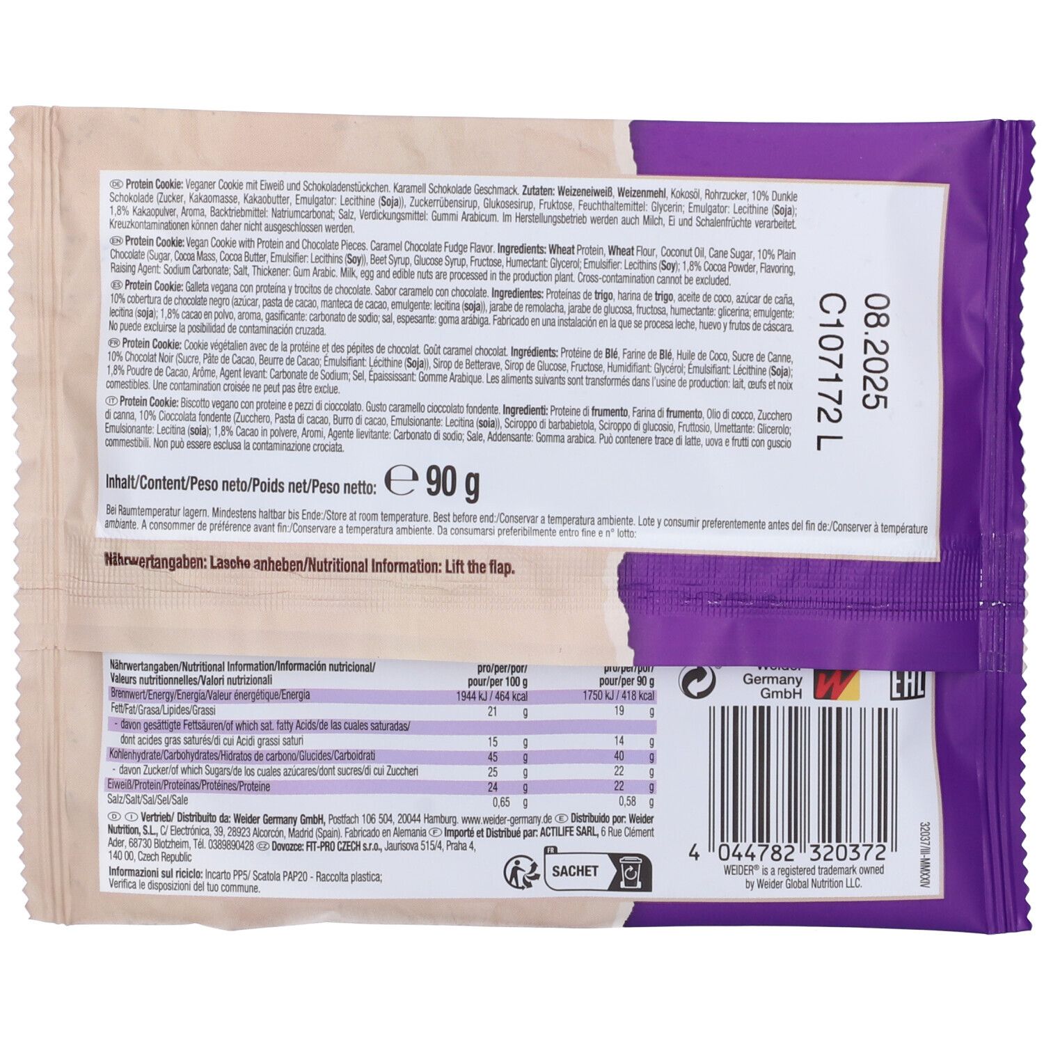 Retro della confezione del cookie proteico Weider. Contiene informazioni nutrizionali, elenco ingredienti, data di scadenza e informazioni sul produttore.