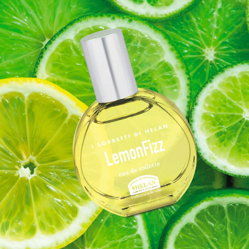 Flacone davanti a fette di limone e lime. Scritta: LemonFizz Eau de Toilette.
